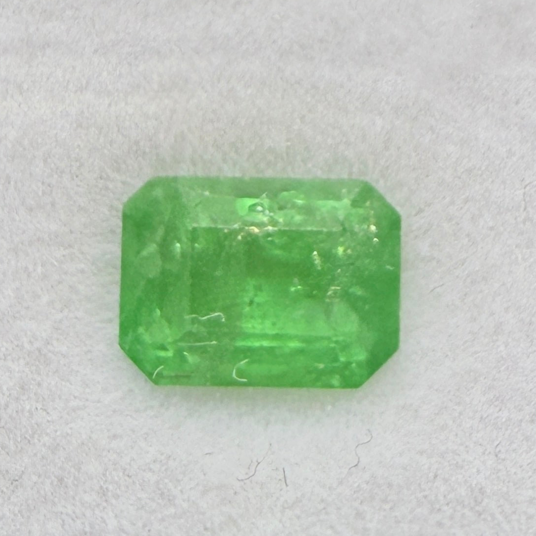 Tsavorite Garnet, 1.08ct, Kenya, Unheated Untreated, native cut.