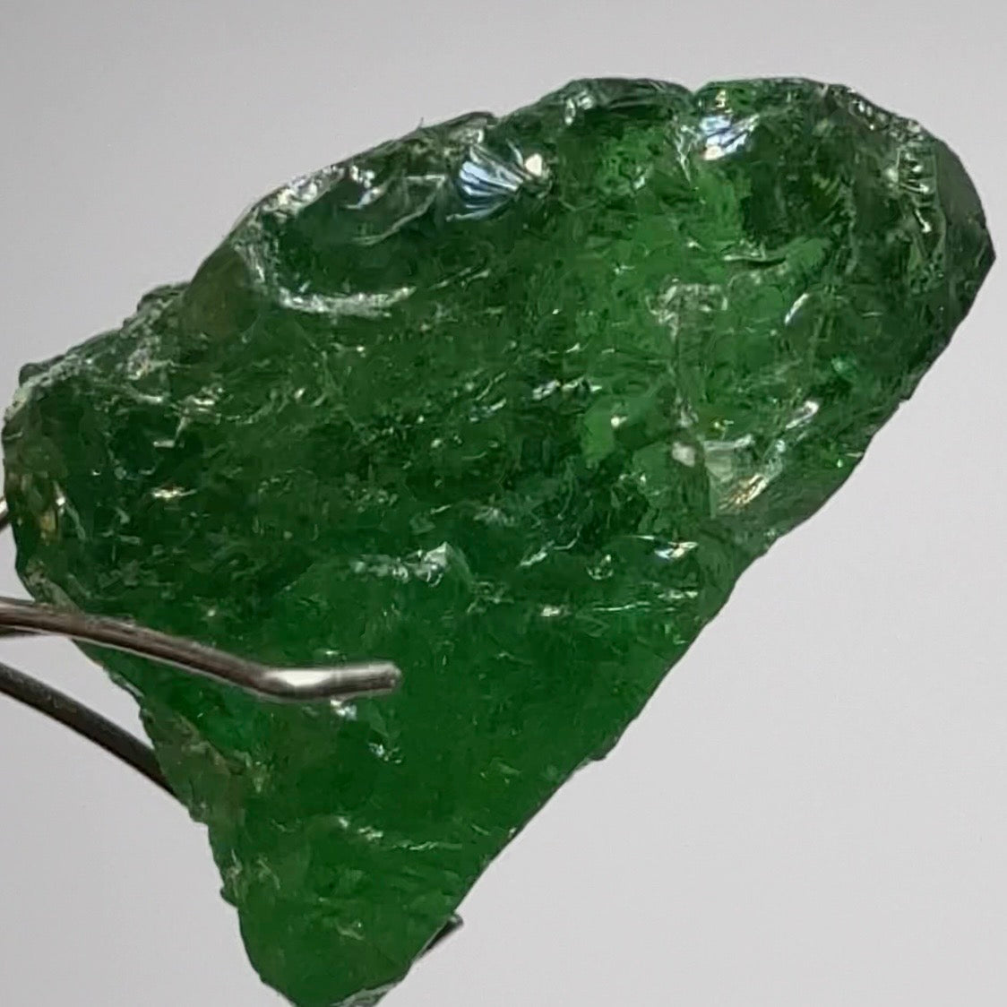 Tsavorite Garnet, 10.94ct, Tanzania, Untreated Unheated. Heavily veiled