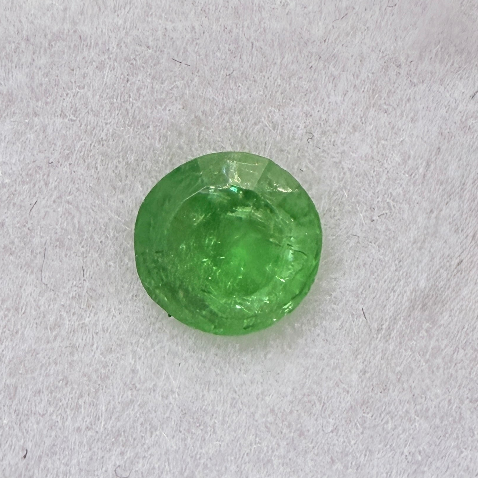 Tsavorite Garnet, 0.35ct, Kenya, Unheated Untreated, native cut.