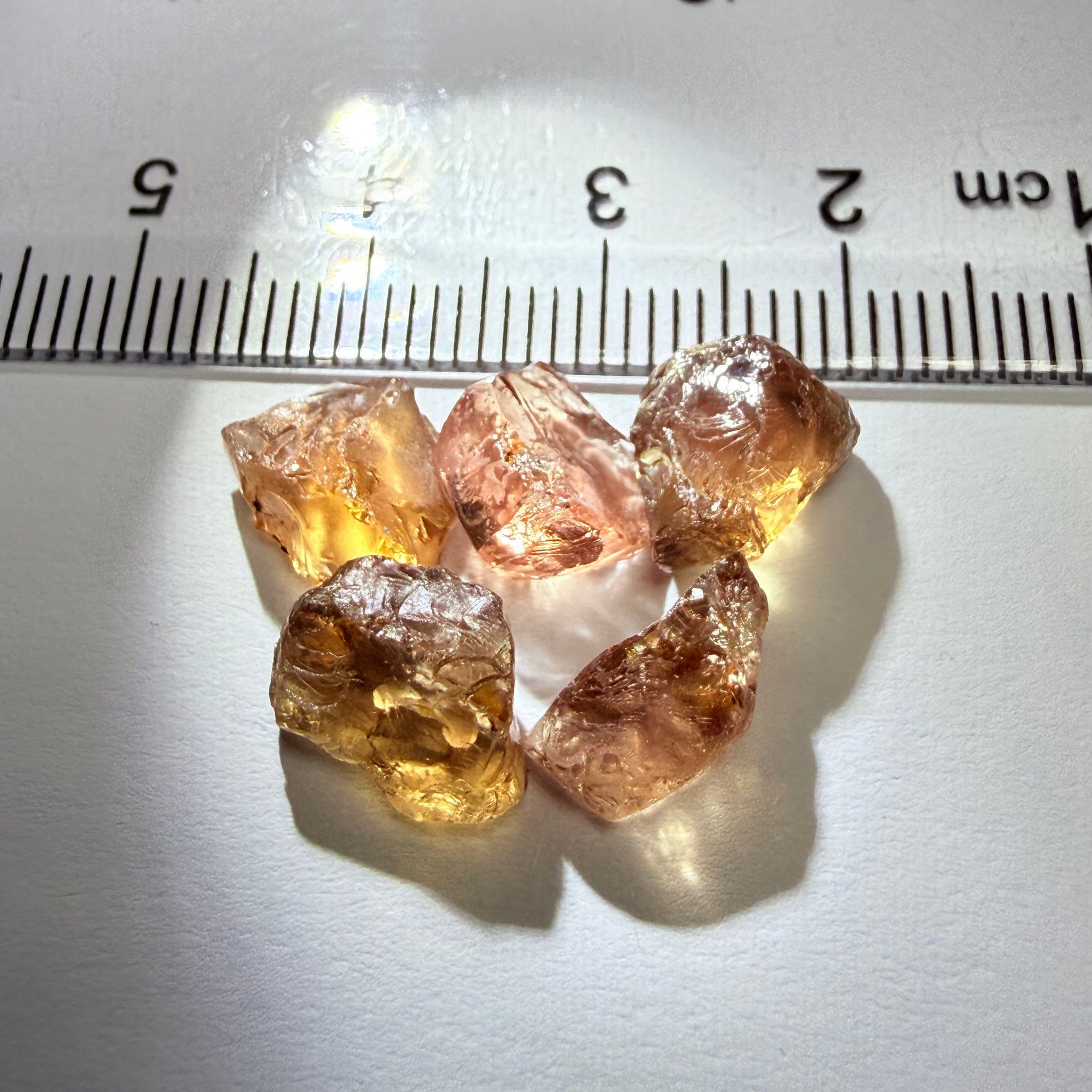 Colour Change Garnet Lot, 16.28ct, Tanzania, Untreated Unheated, 2.20ct-4.40ct, 5pcs, 3.25ct average, slightly included