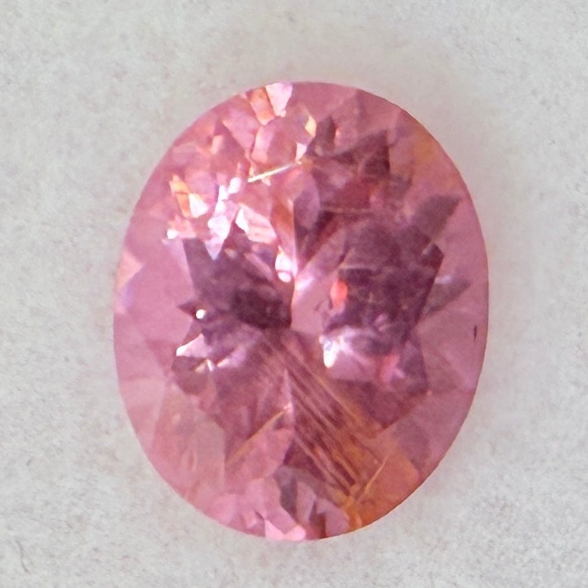Mahenge Spinel, 2.90ct, Tanzania, Untreated Unheated, 9.9 x 8.1 x 5.4mm needles coming in, see pics