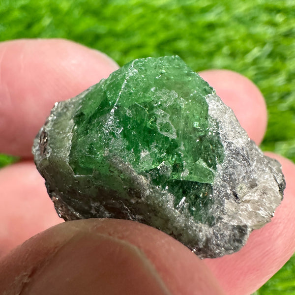 Tsavorite Garnet Crystal on Matrix, 13.90gm, Merelani, Tanzania, Untreated Unheated