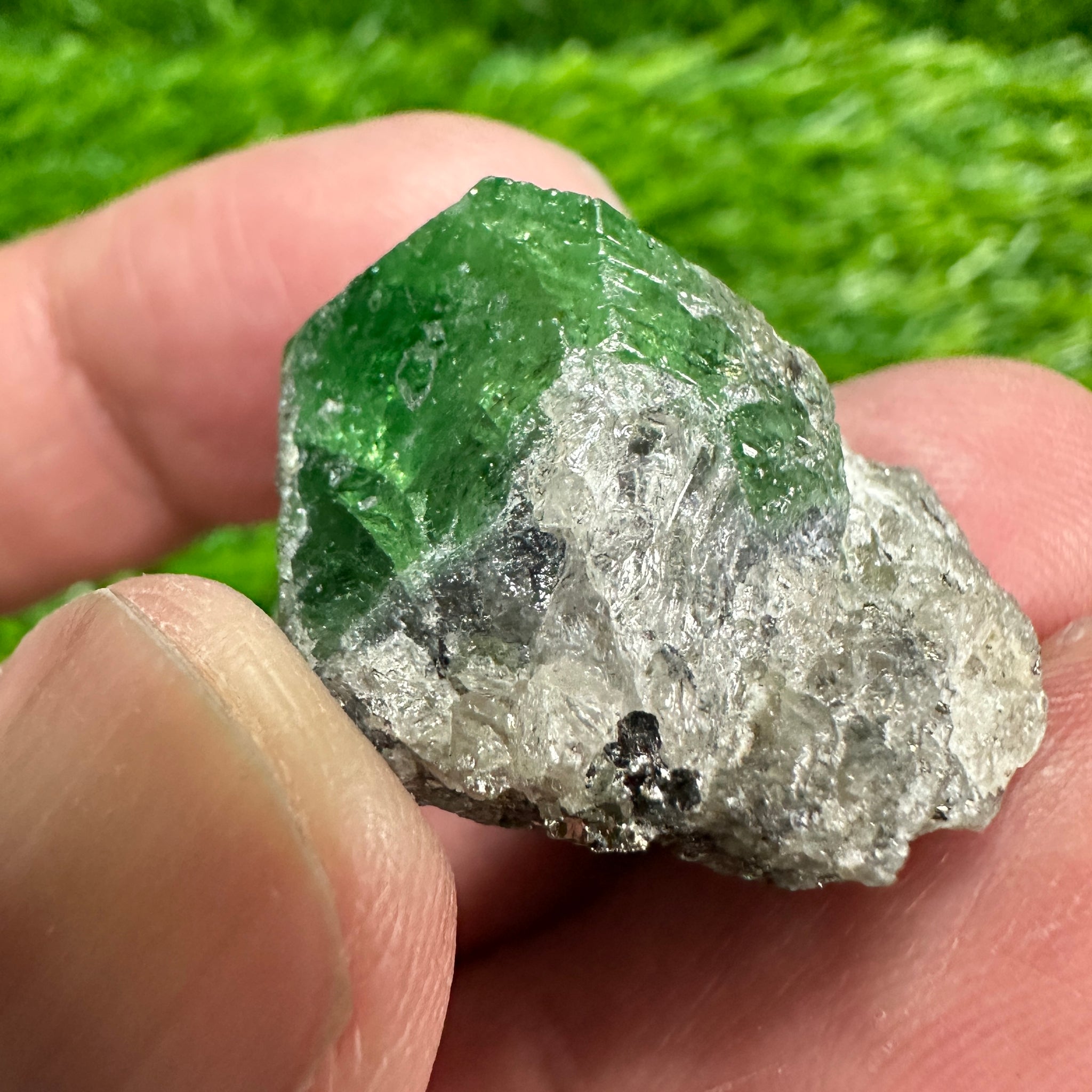 Tsavorite Garnet Crystal on Matrix, 13.90gm, Merelani, Tanzania, Untreated Unheated