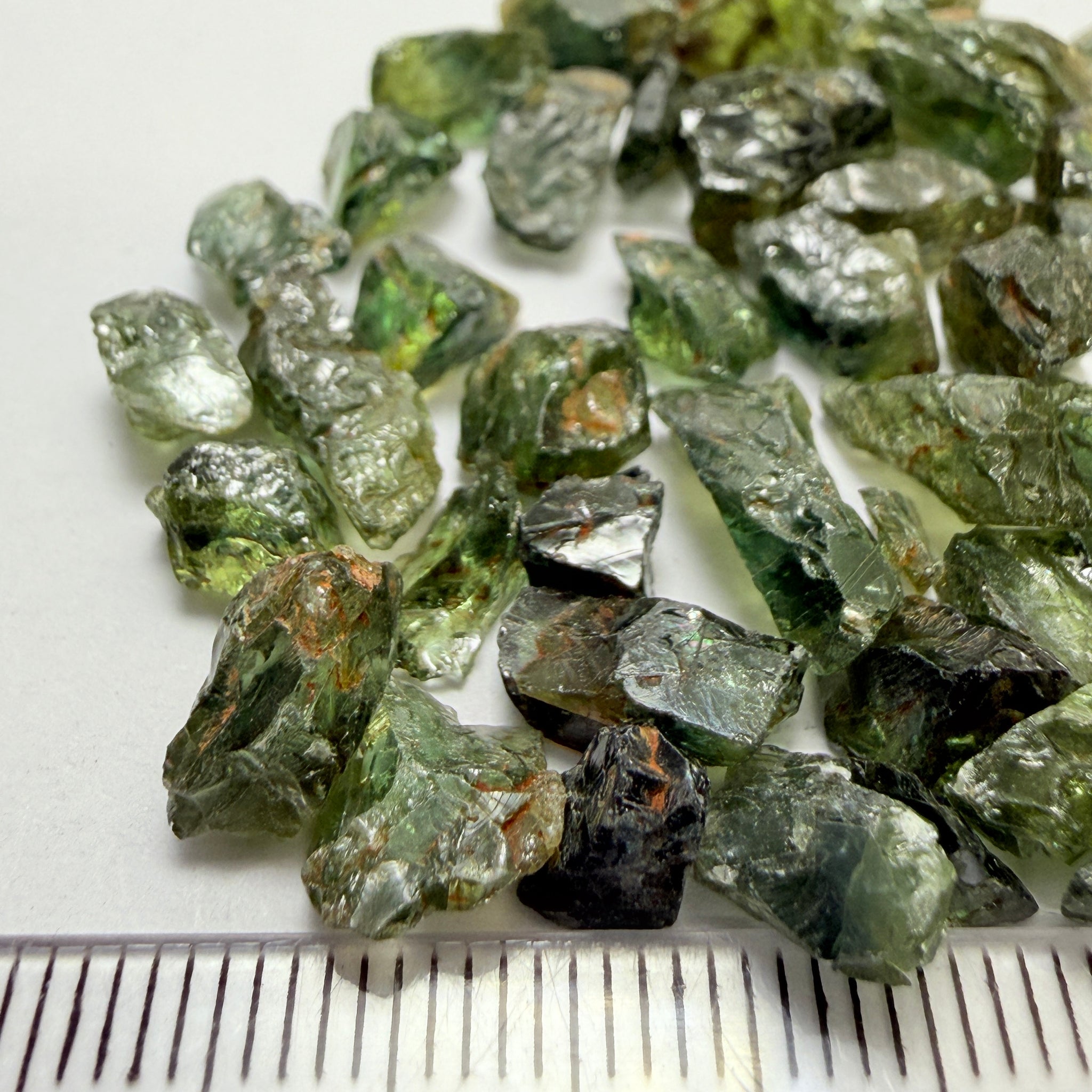 Sapphire Lot, 118.41ct, Garbatulla, Northern Kenya, Untreated Unheated, slightly included to included stones, mixed lot, facet with inclusions