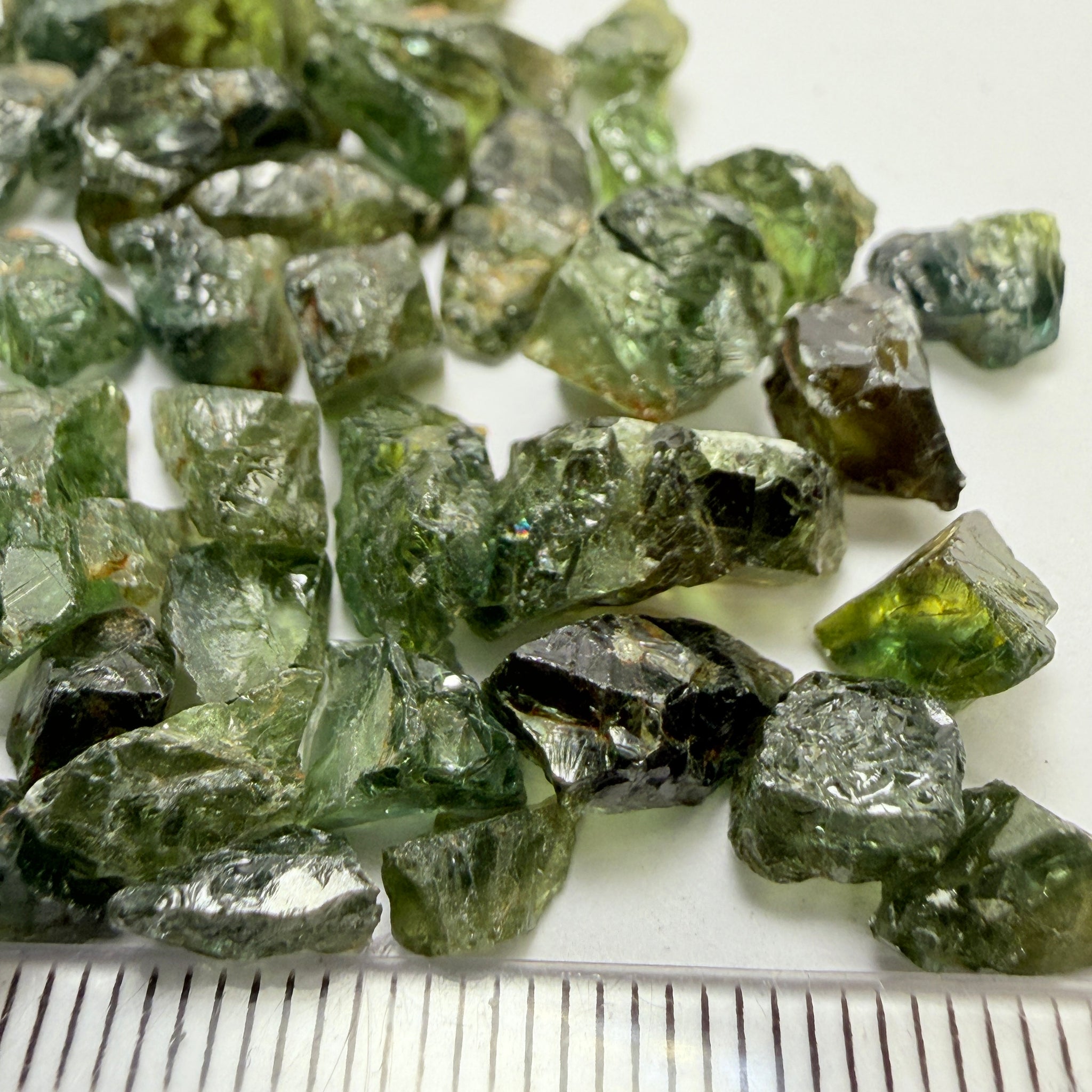 Sapphire Lot, 118.41ct, Garbatulla, Northern Kenya, Untreated Unheated, slightly included to included stones, mixed lot, facet with inclusions