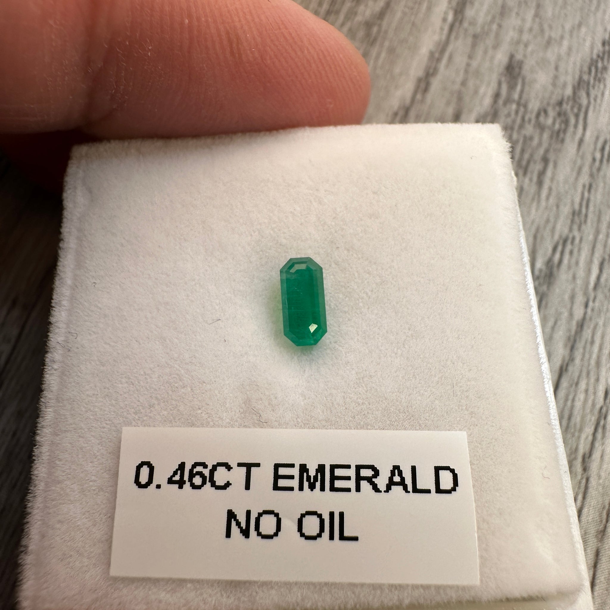 Emerald, 0.46ct, Tanzania, Untreated Unheated No Oil