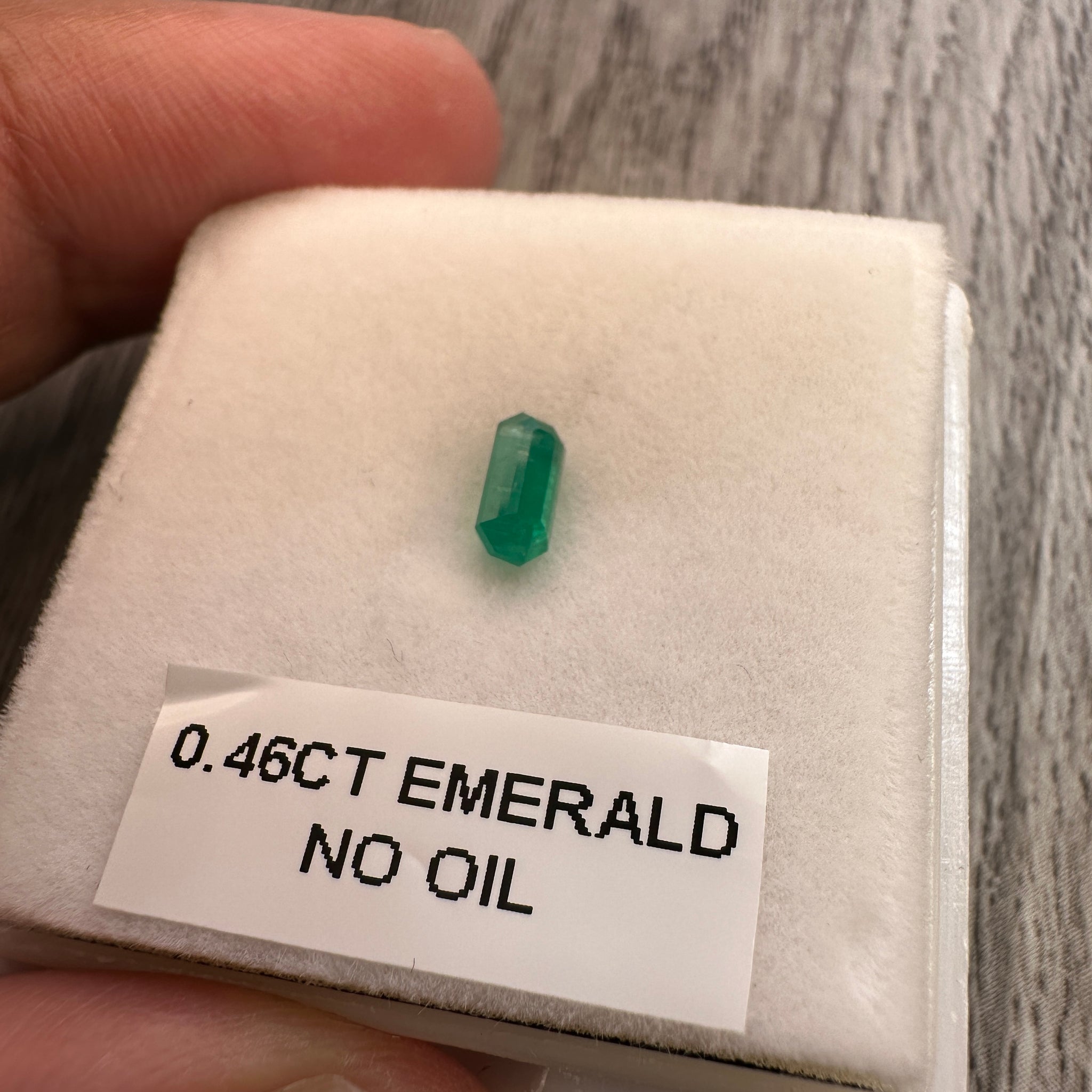 Emerald, 0.46ct, Tanzania, Untreated Unheated No Oil