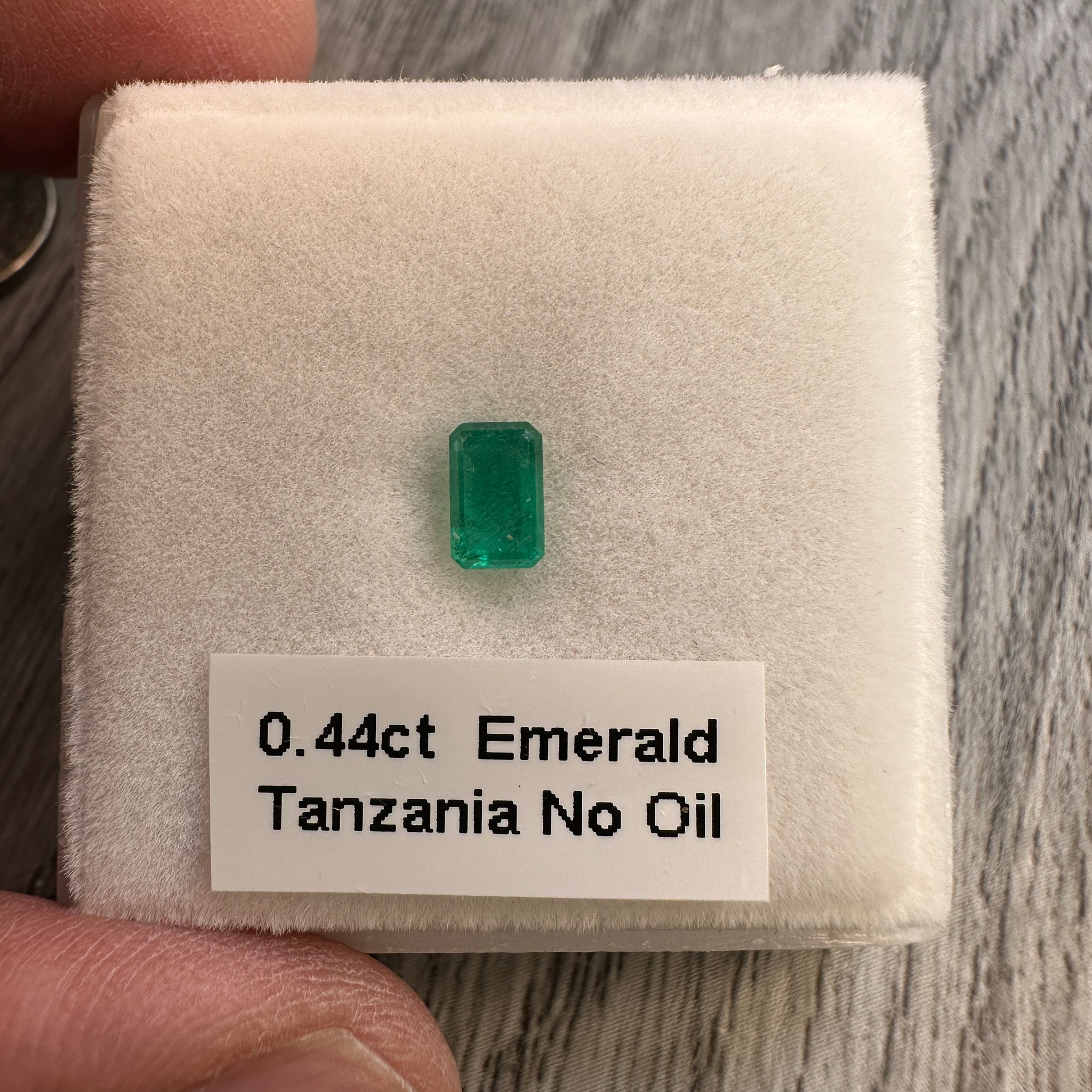 Emerald, 0.44ct, Tanzania, No Oil, Untreated Unheated