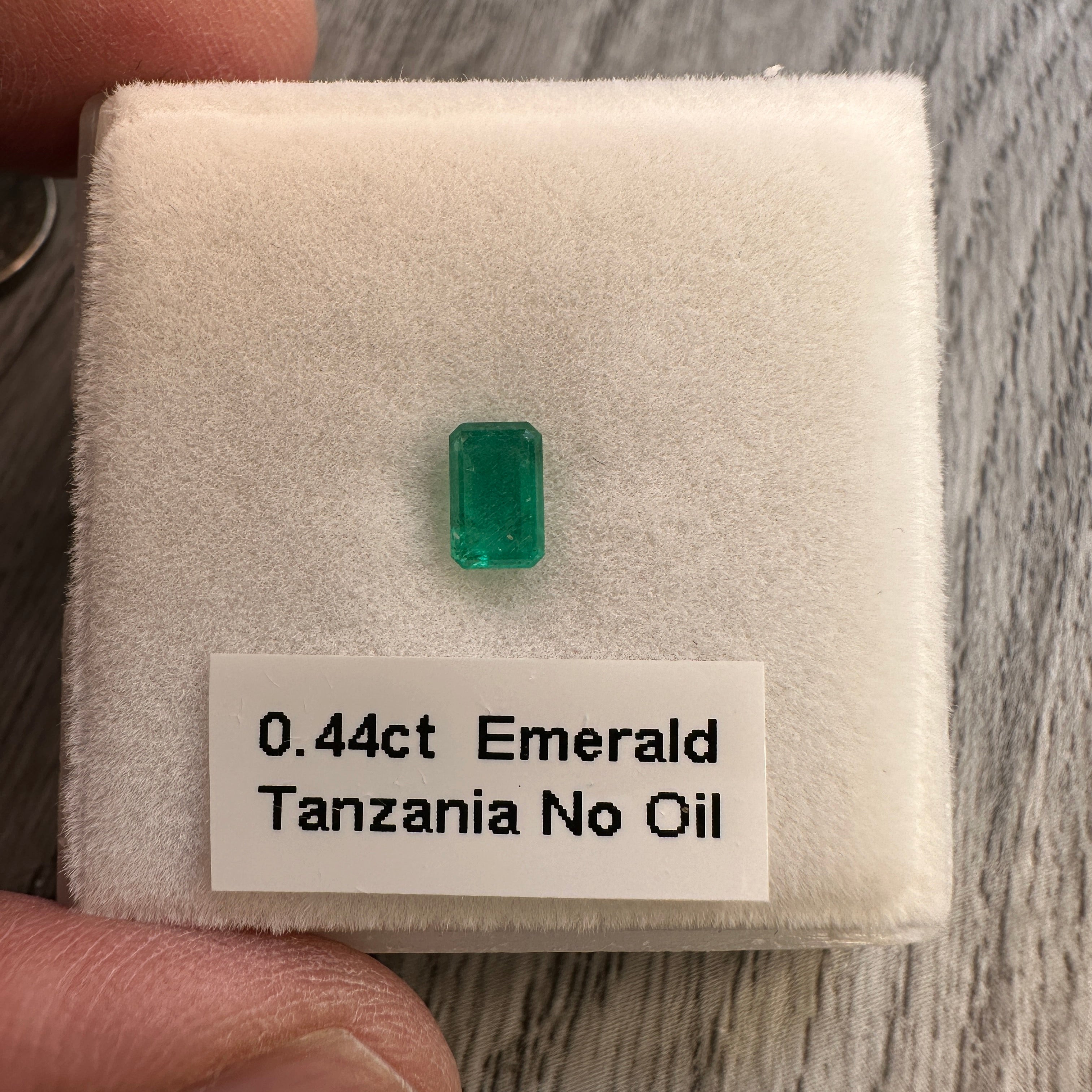 0.44ct Emerald, Tanzania, No Oil, Untreated Unheated