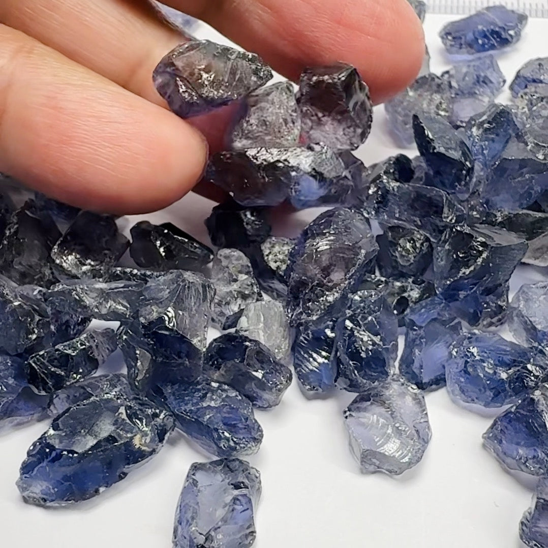 Iolite Lot, 69.30gm / 346.50ct, Babati, Tanzania, Untreated Unheated, mixed clarity lot between clean vvs through to si and flats 2.20ct - 7.66ct