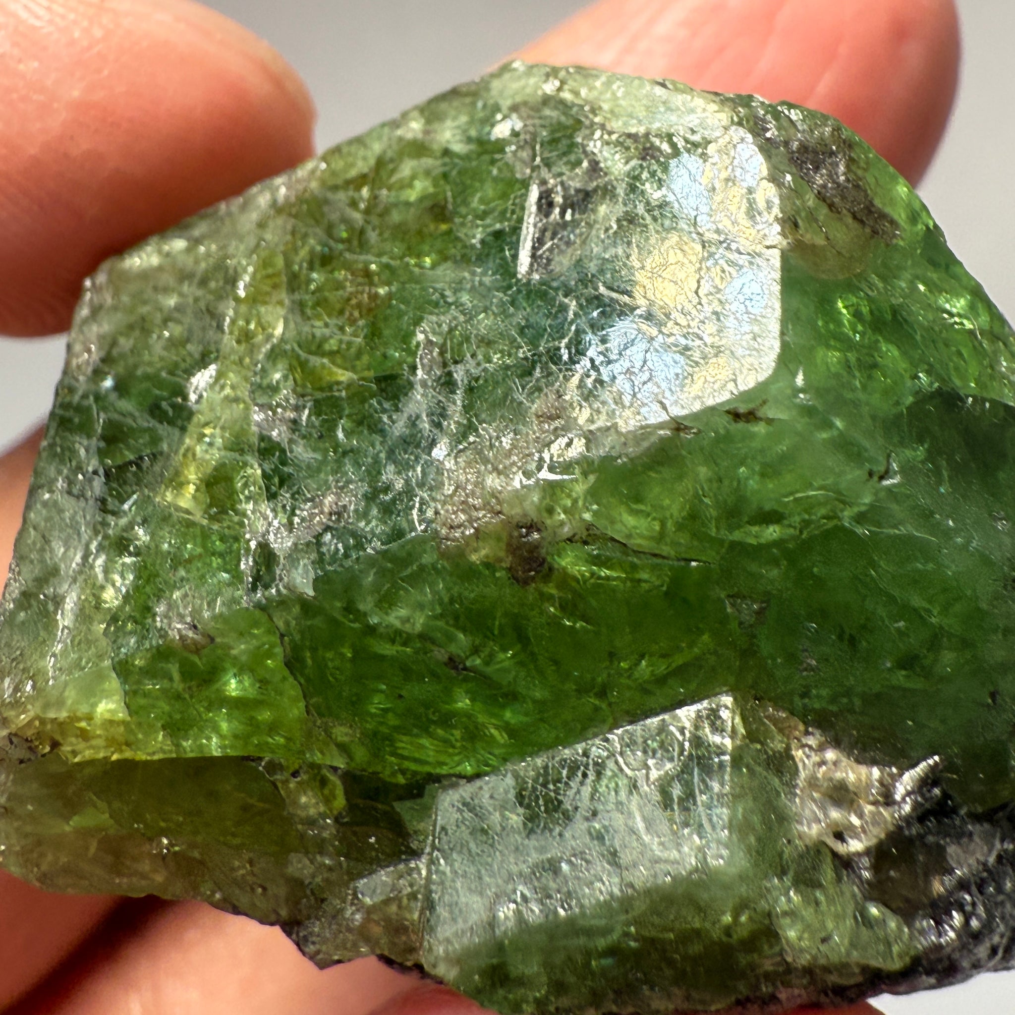 Tsavorite Crystal, 38.00gm / 190.00ct, Merelani, Tanzania, Unheated Untreated