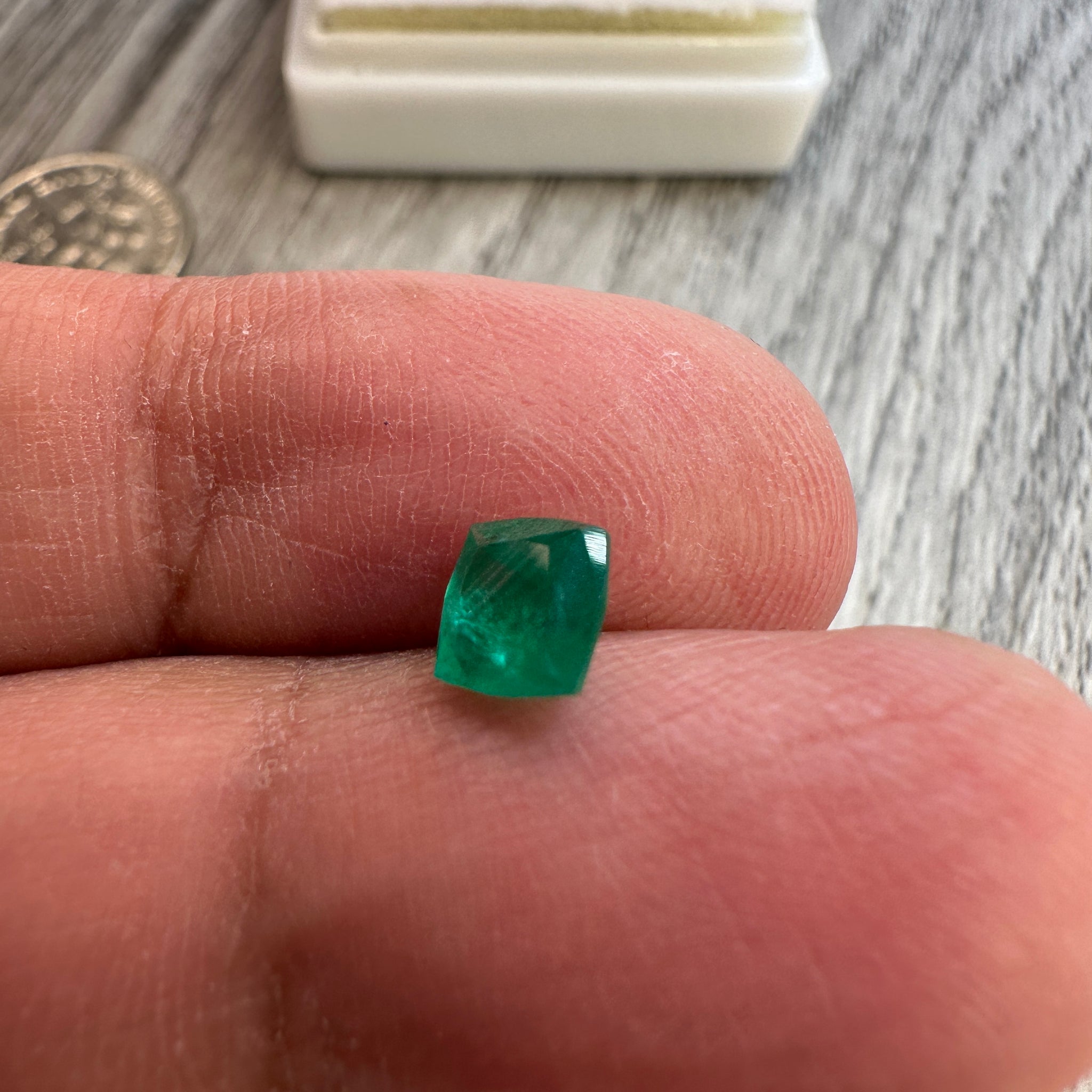 Emerald, 0.67ct, Tanzania, No Oil, Untreated Unheated.
