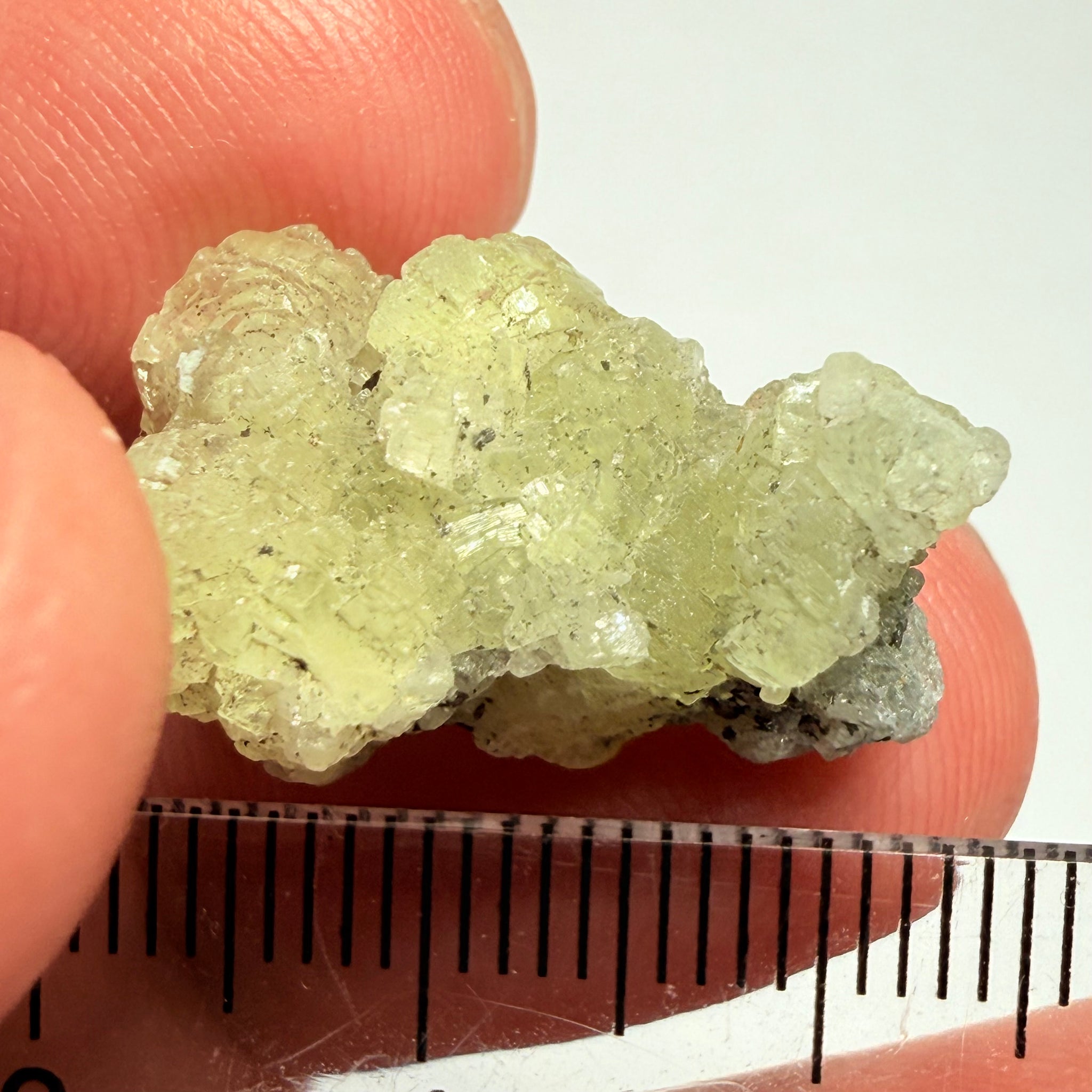 Prehnite Crystal, 17.76ct, Merelani Hills, Tanzania, Unheated Untreated