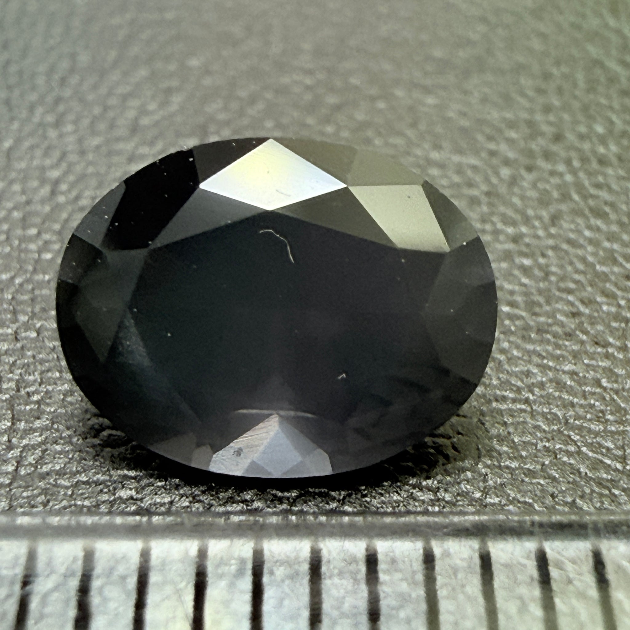 Mahenge Spinel, 1.59ct, Mahenge, Tanzania, Untreated Unheated, milky