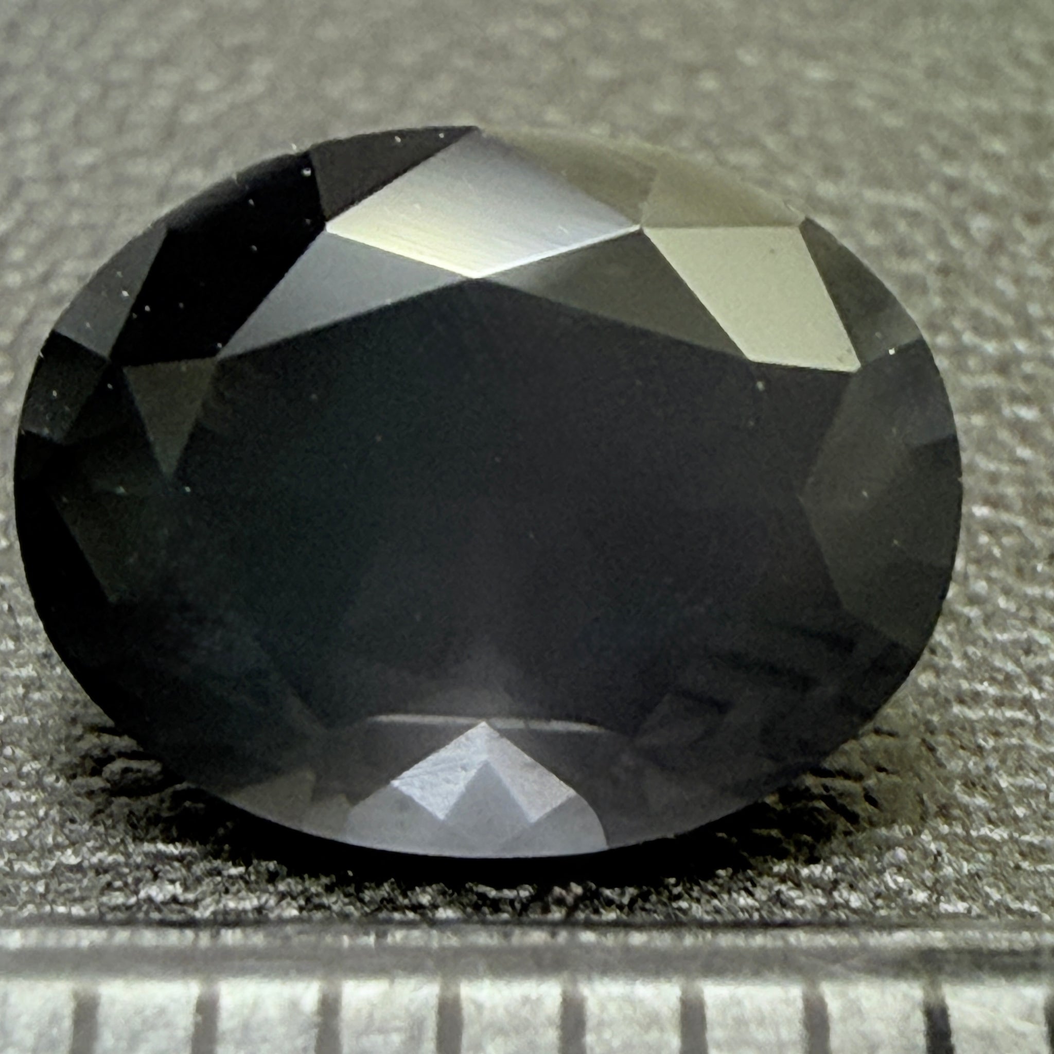 Mahenge Spinel, 1.59ct, Mahenge, Tanzania, Untreated Unheated, milky