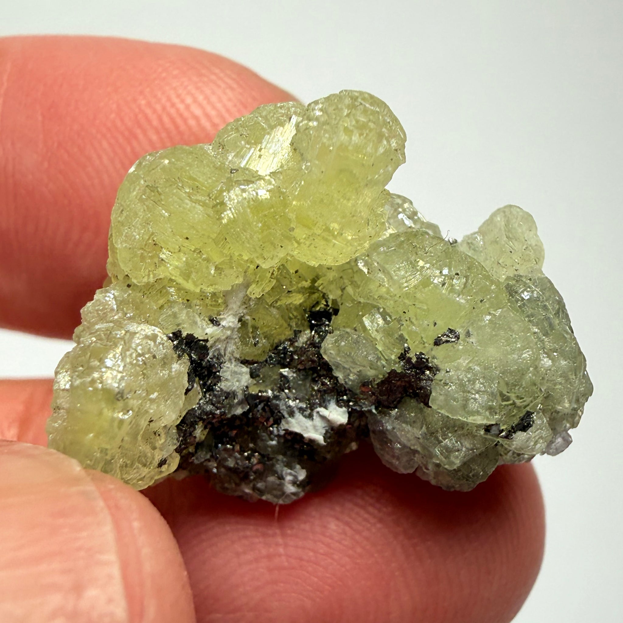 Prehnite Crystal, 29.30ct, Merelani Hills, Tanzania, Unheated Untreated