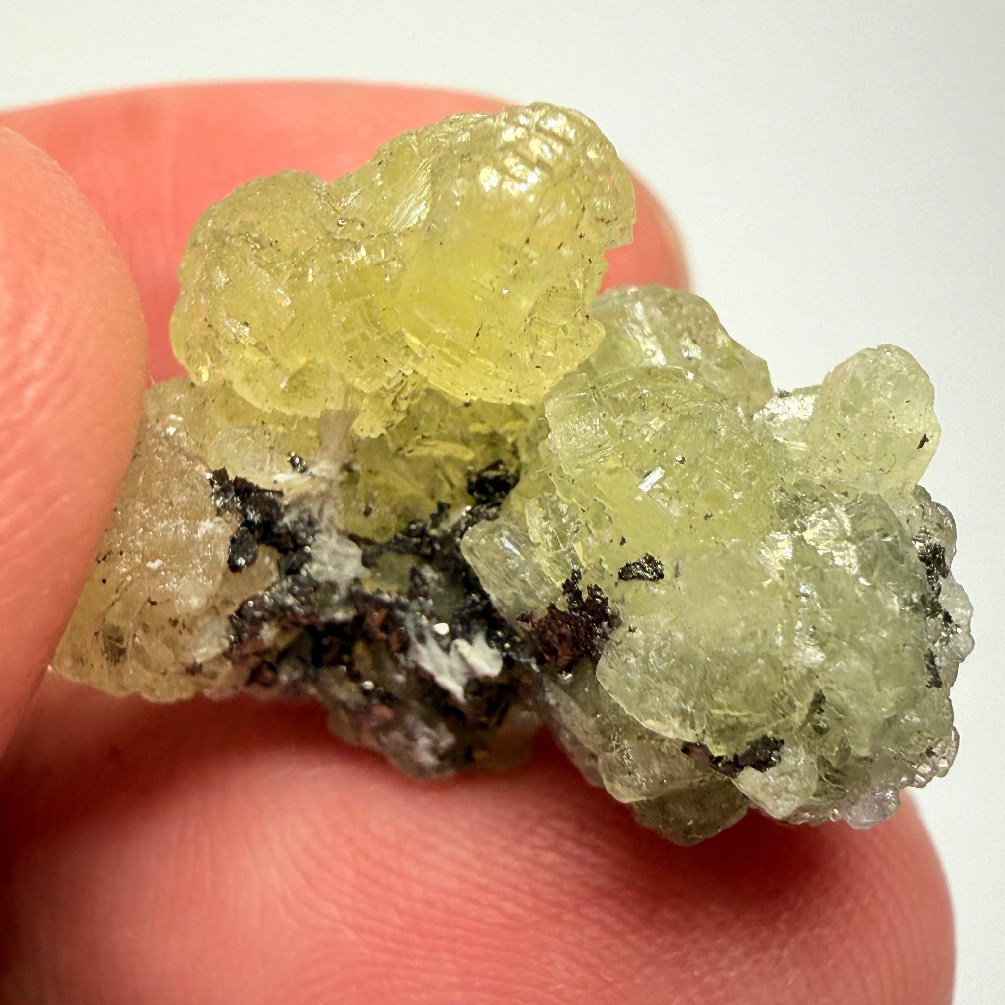 Prehnite Crystal, 29.30ct, Merelani Hills, Tanzania, Unheated Untreated