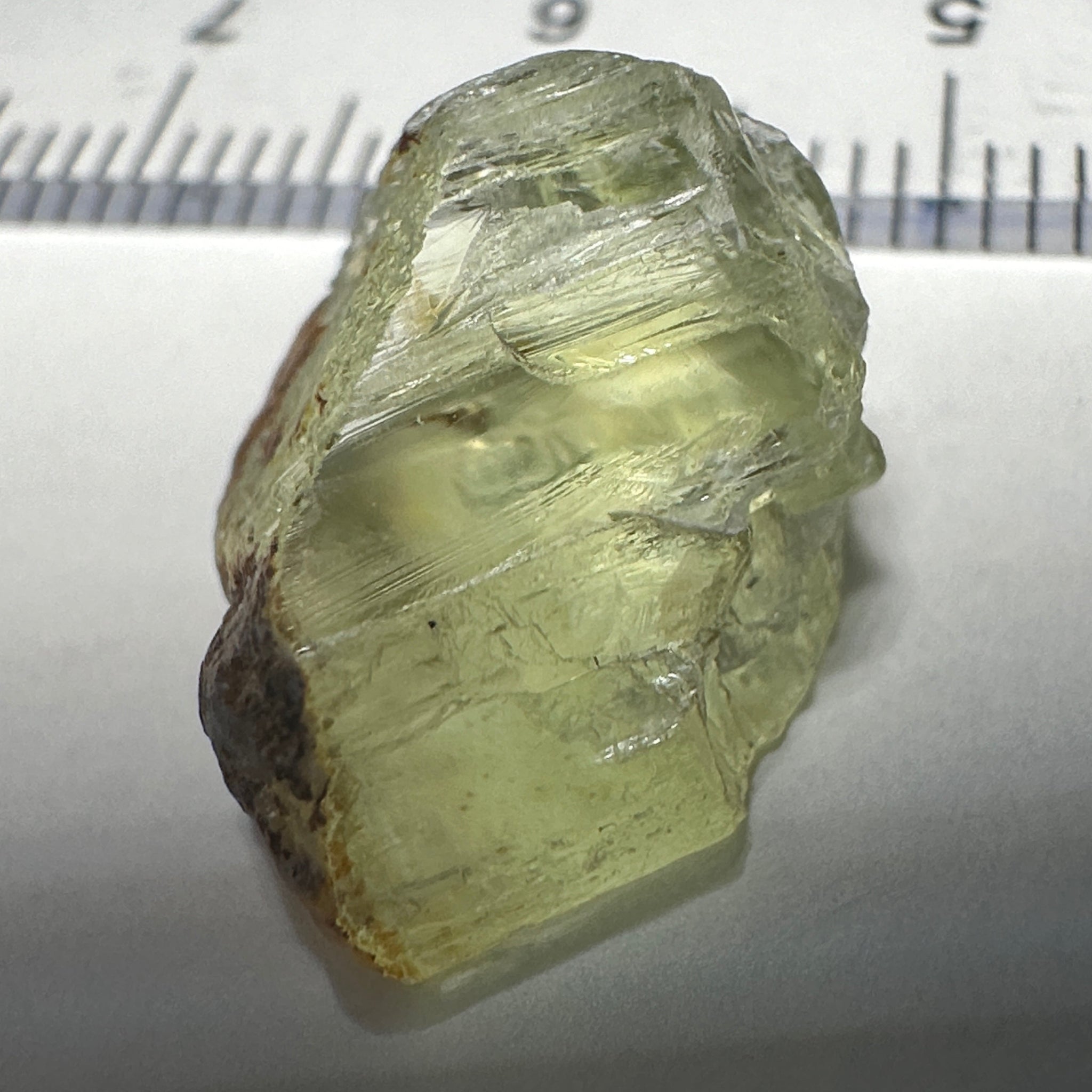Tremolite Crystal, 13.66ct, Merelani, Tanzania, Untreated Unheated. Crack inside, the rest is vvs-if, see pic. Beautiful soft lime green colour