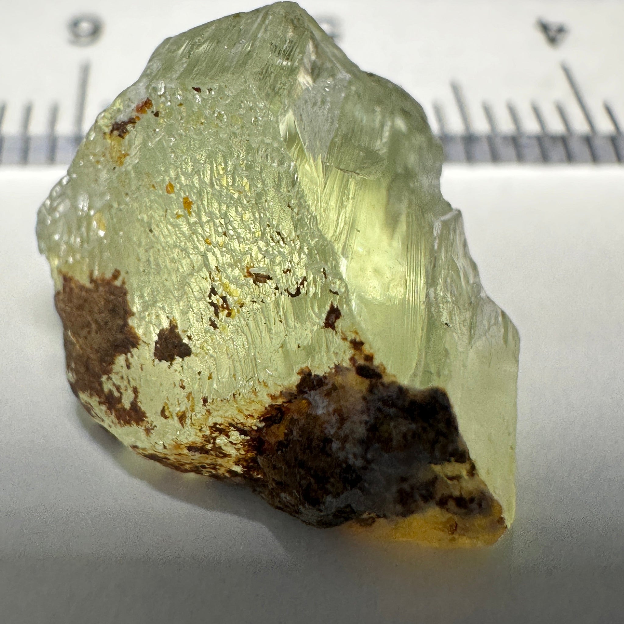 Tremolite Crystal, 13.66ct, Merelani, Tanzania, Untreated Unheated. Crack inside, the rest is vvs-if, see pic. Beautiful soft lime green colour