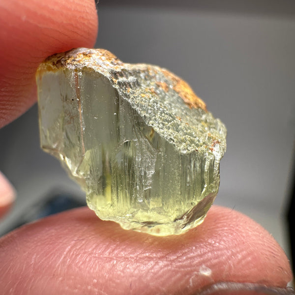 Tremolite Crystal, 13.66ct, Merelani, Tanzania, Untreated Unheated. Crack inside, the rest is vvs-if, see pic. Beautiful soft lime green colour