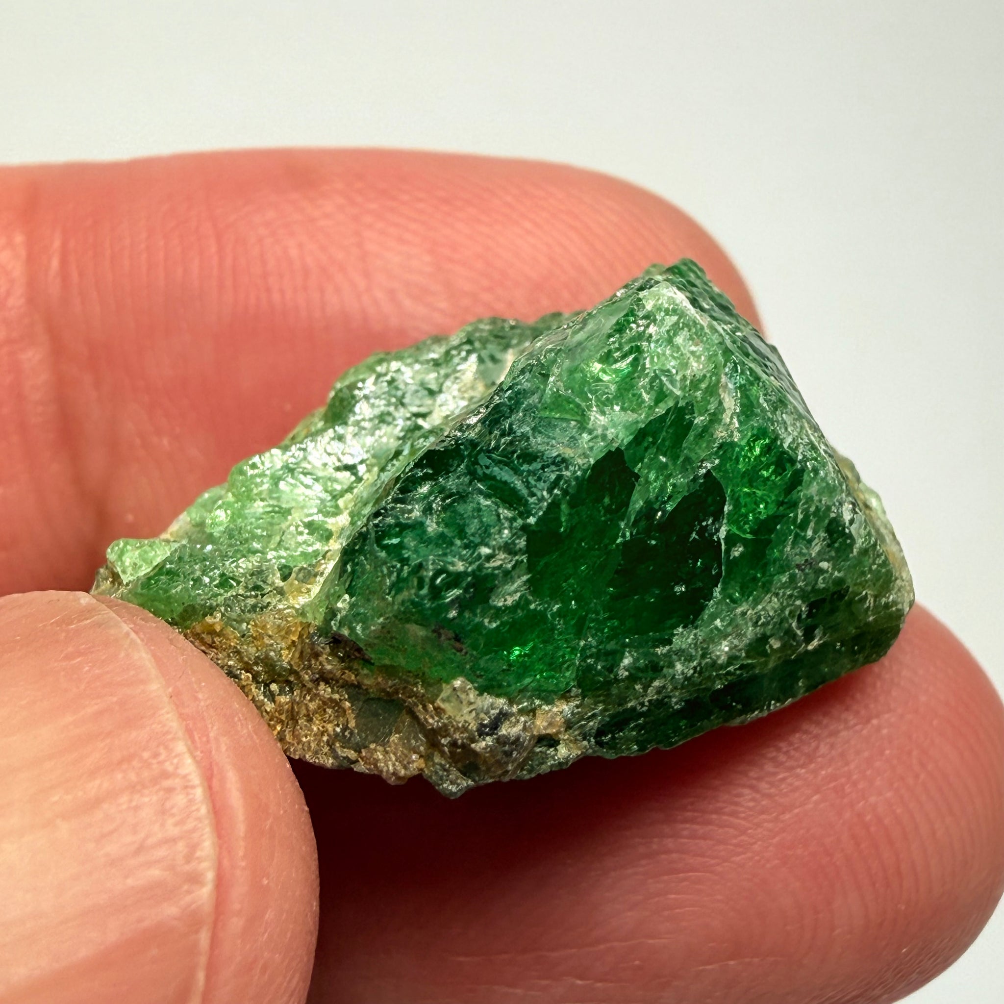 Tsavorite Garnet Crystal on matrix, 35.50ct, Merelani, Tanzania, Untreated Unheated