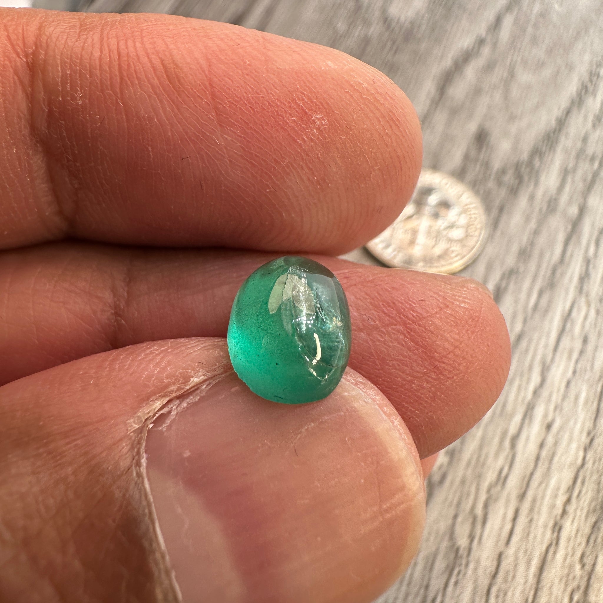 Emerald, 1.99ct, Tanzania, No Oil, Untreated Unheated. Internal fracture that would have normally been hidden with oil