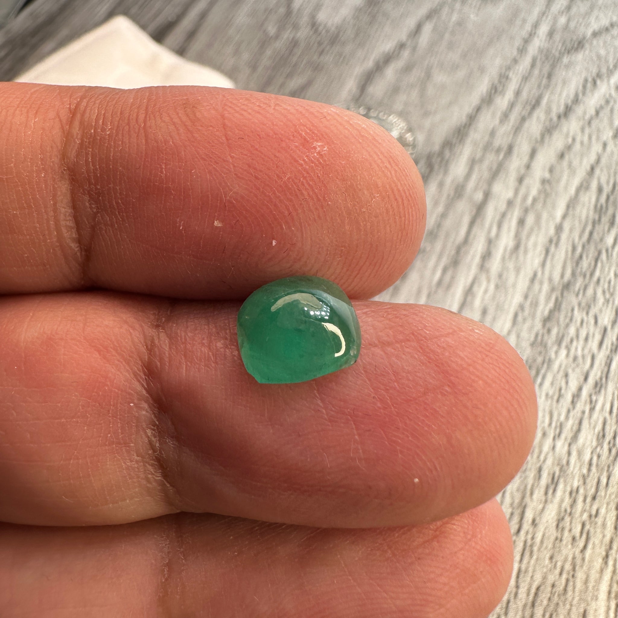 Emerald, 1.80ct, Tanzania, No Oil, Untreated Unheated