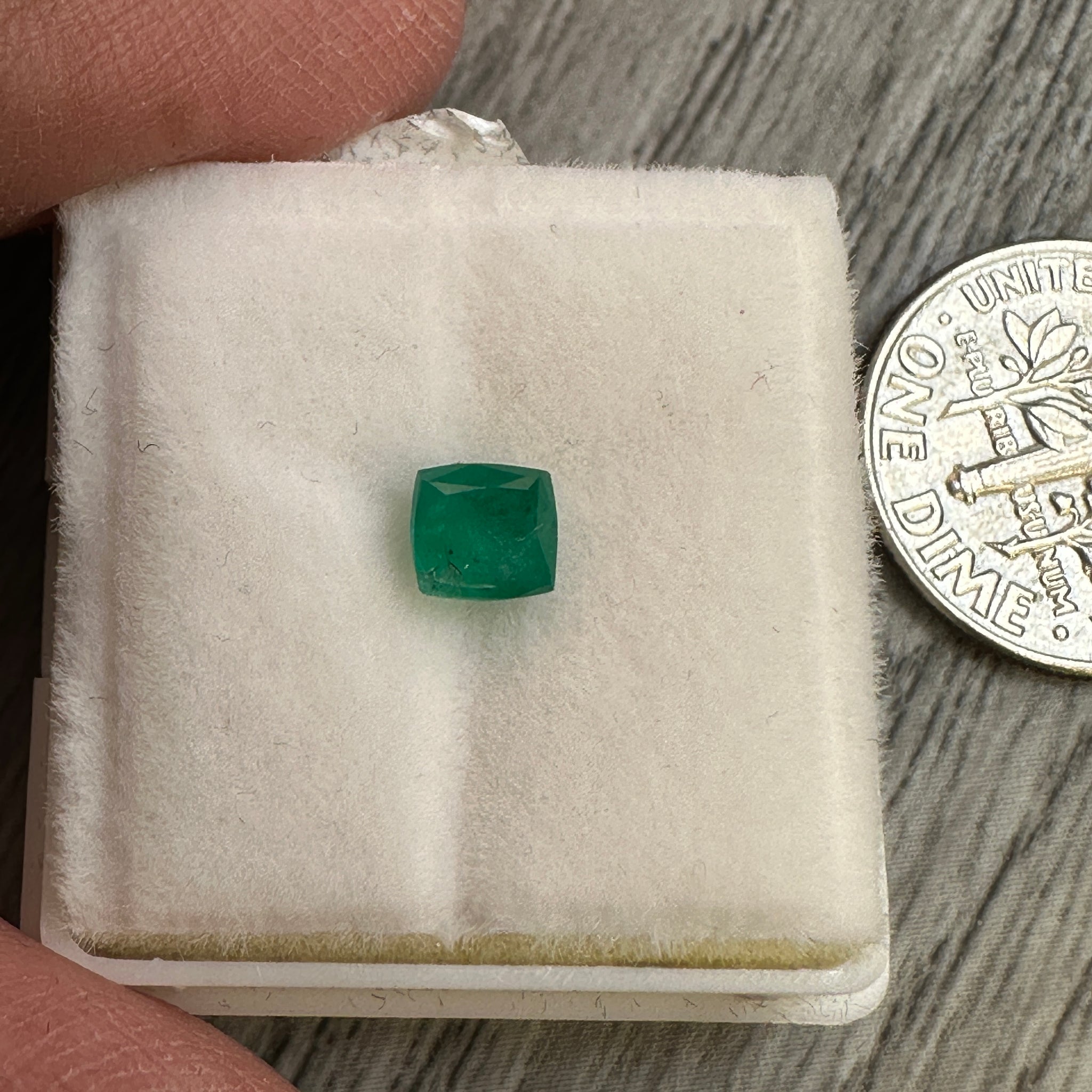 Emerald, Tanzania, 0.47ct, No Oil, Untreated Unheated