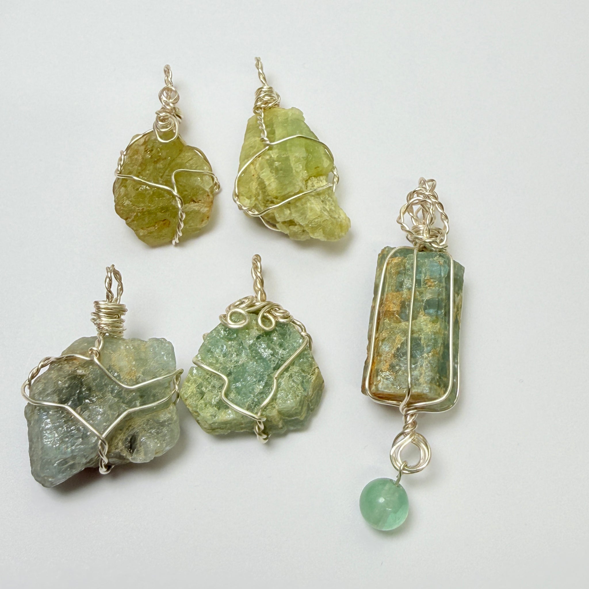 Aquamarine Crystal Wirewrap Pendants Lot, 5 pcs lot, Tanzania, wire is copper with silver coating and non tarnish coat on that