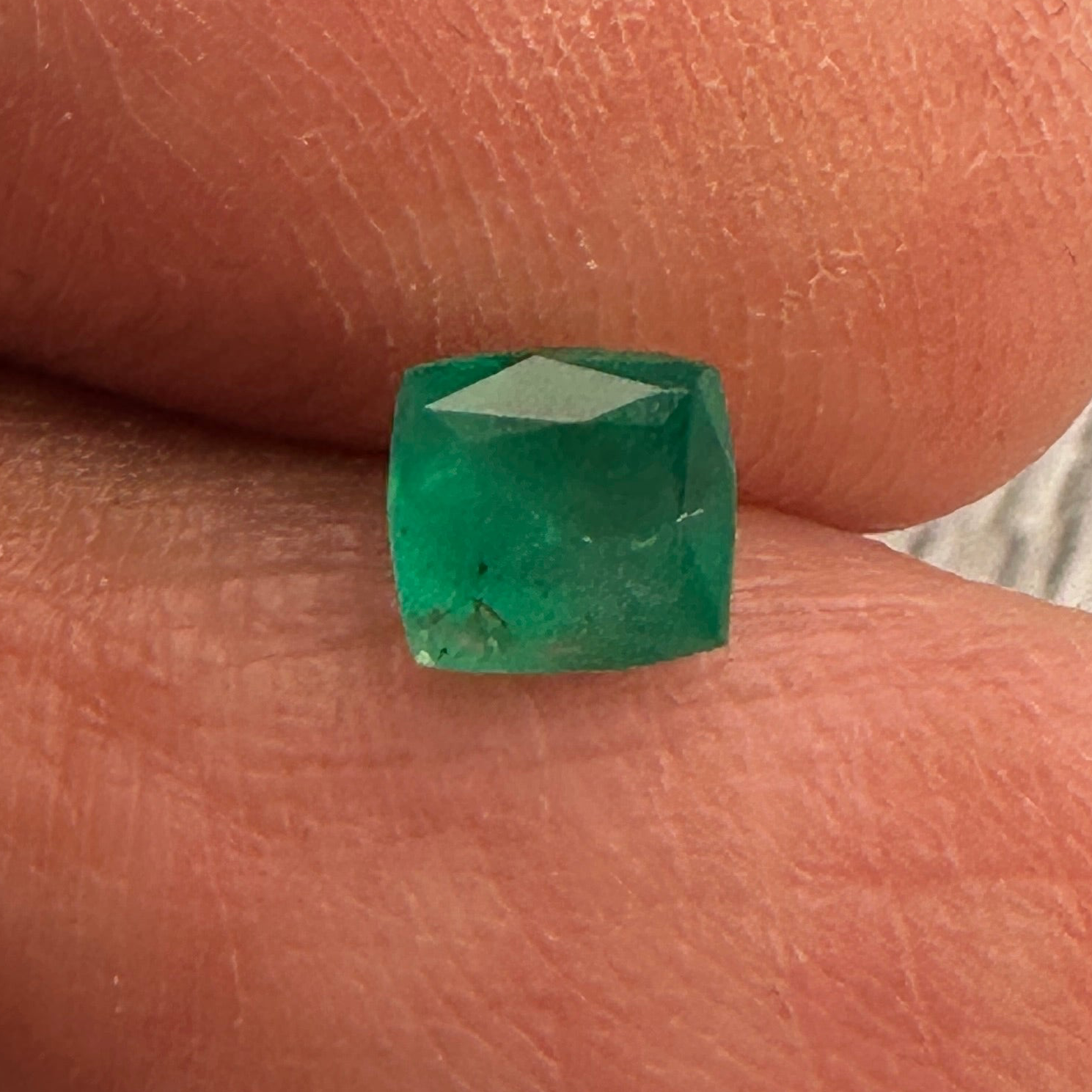Emerald, Tanzania, 0.47ct, No Oil, Untreated Unheated