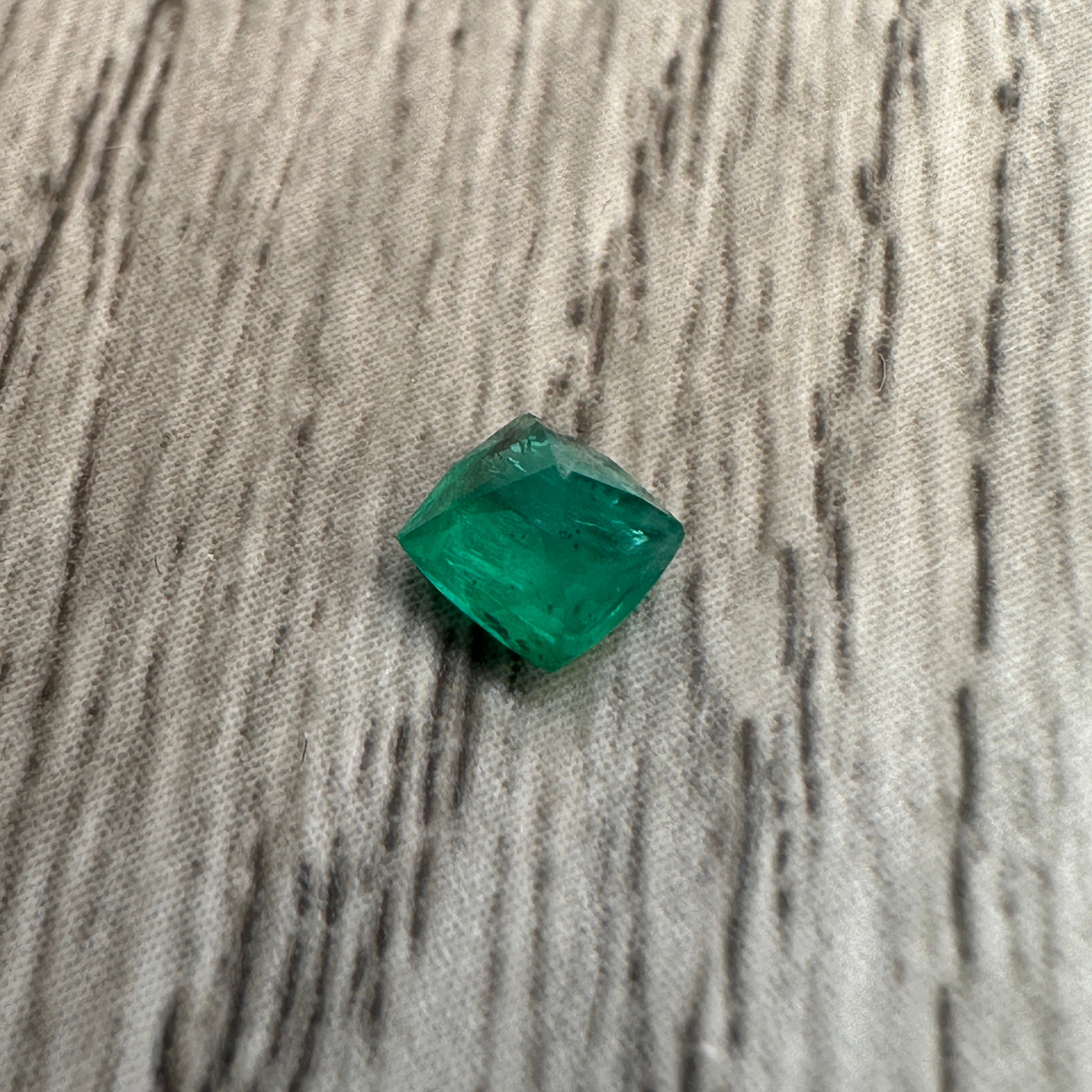 0.47ct Emerald, Tanzania, No Oil, Untreated Unheated