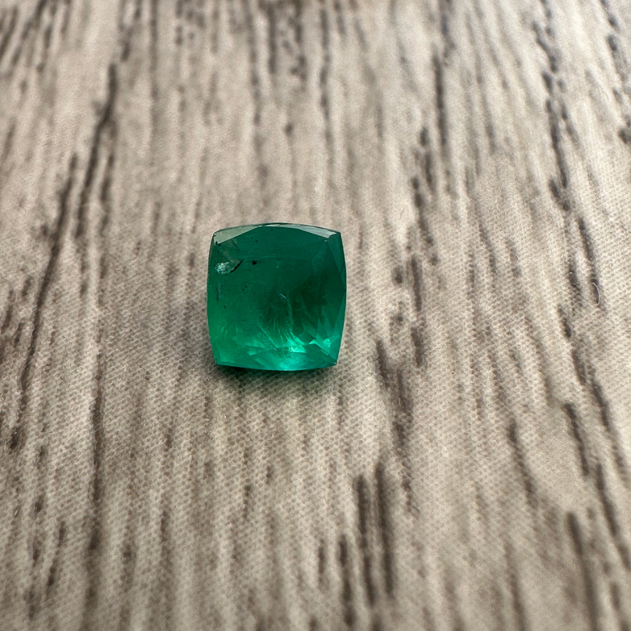 Emerald, Tanzania, 0.47ct, No Oil, Untreated Unheated