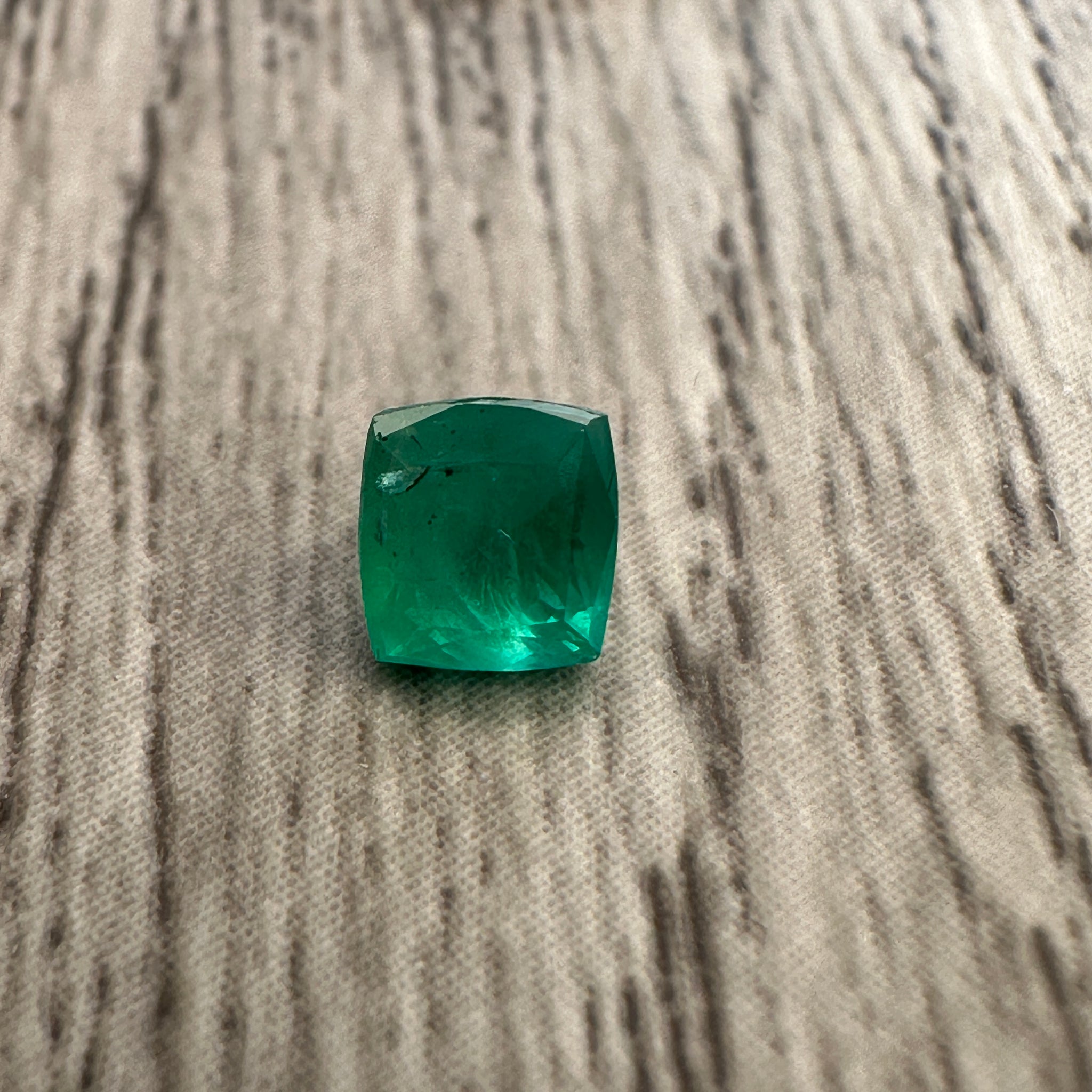 Emerald, Tanzania, 0.47ct, No Oil, Untreated Unheated