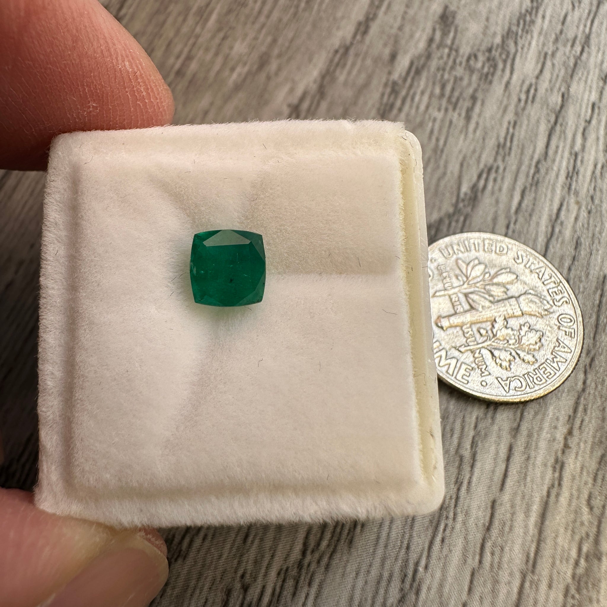 Emerald, 0.67ct, Tanzania, No Oil, Untreated Unheated