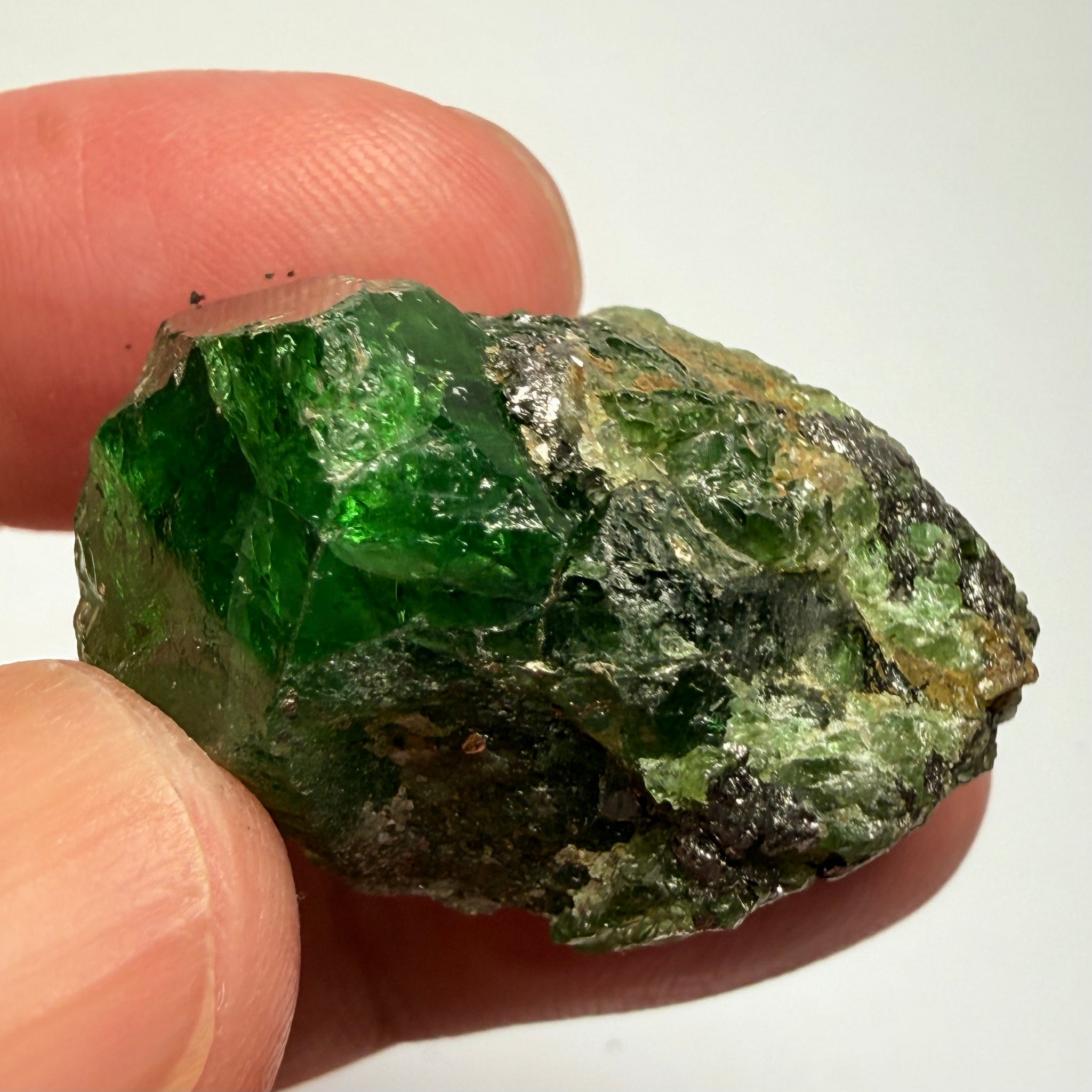 Tsavorite Garnet Crystal on matrix, 107.41ct, Merelani, Tanzania, Untreated Unheated