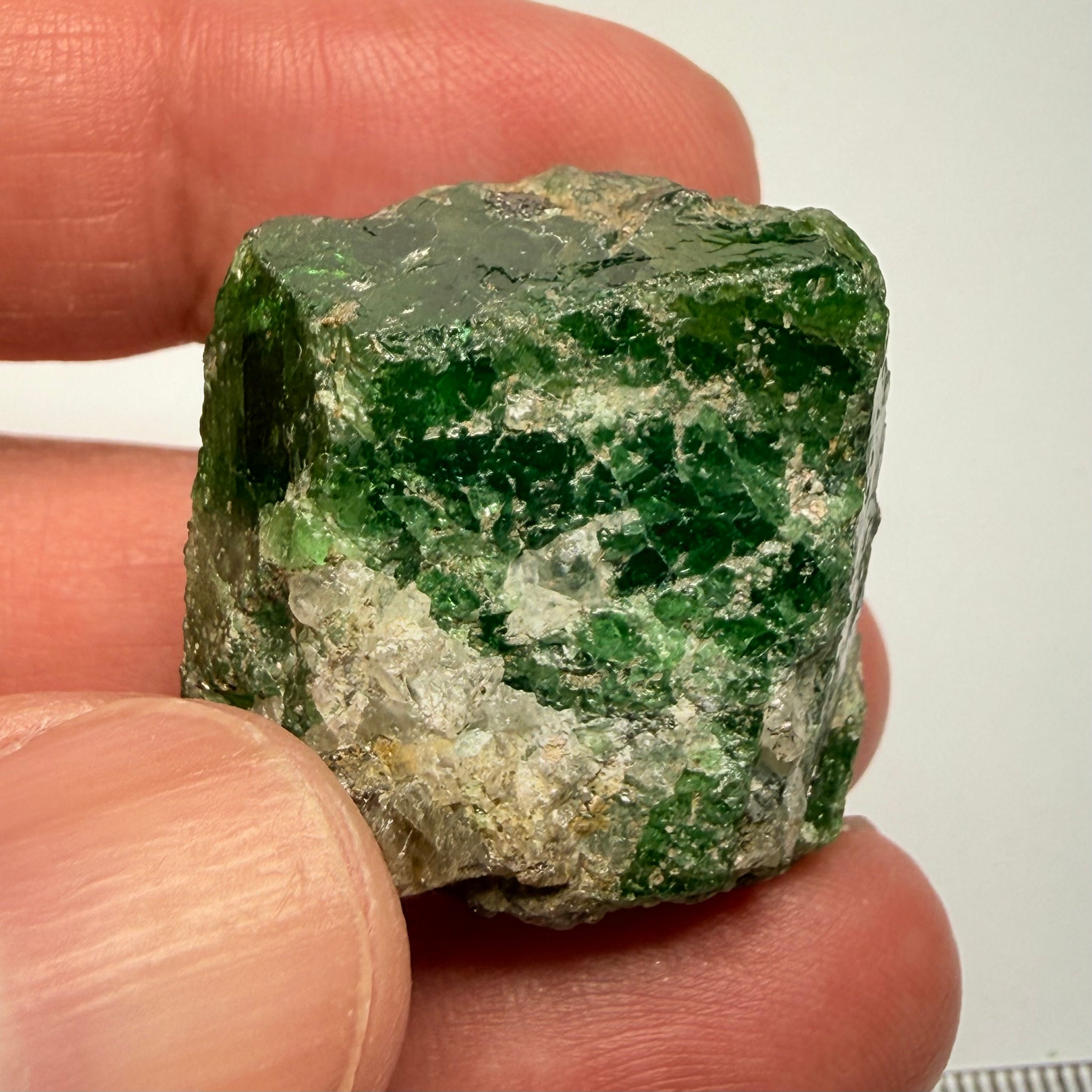 Tsavorite Garnet Crystal on matrix, 122.59ct, Merelani, Tanzania, Untreated Unheated
