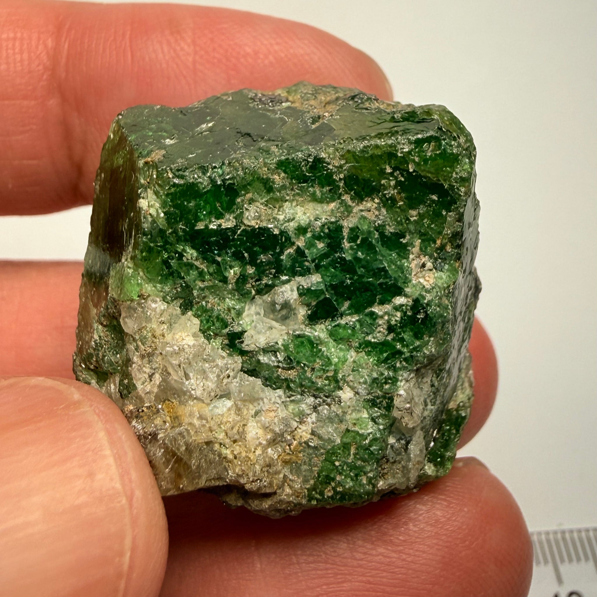 Tsavorite Garnet Crystal on matrix, 122.59ct, Merelani, Tanzania, Untreated Unheated