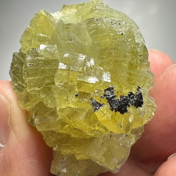 Prehinite Crystal, 288ct / 57.60gm, Merelani, Tanzania, Untreated Unheated. 43.5mm x 32.5mm x 34.5mm