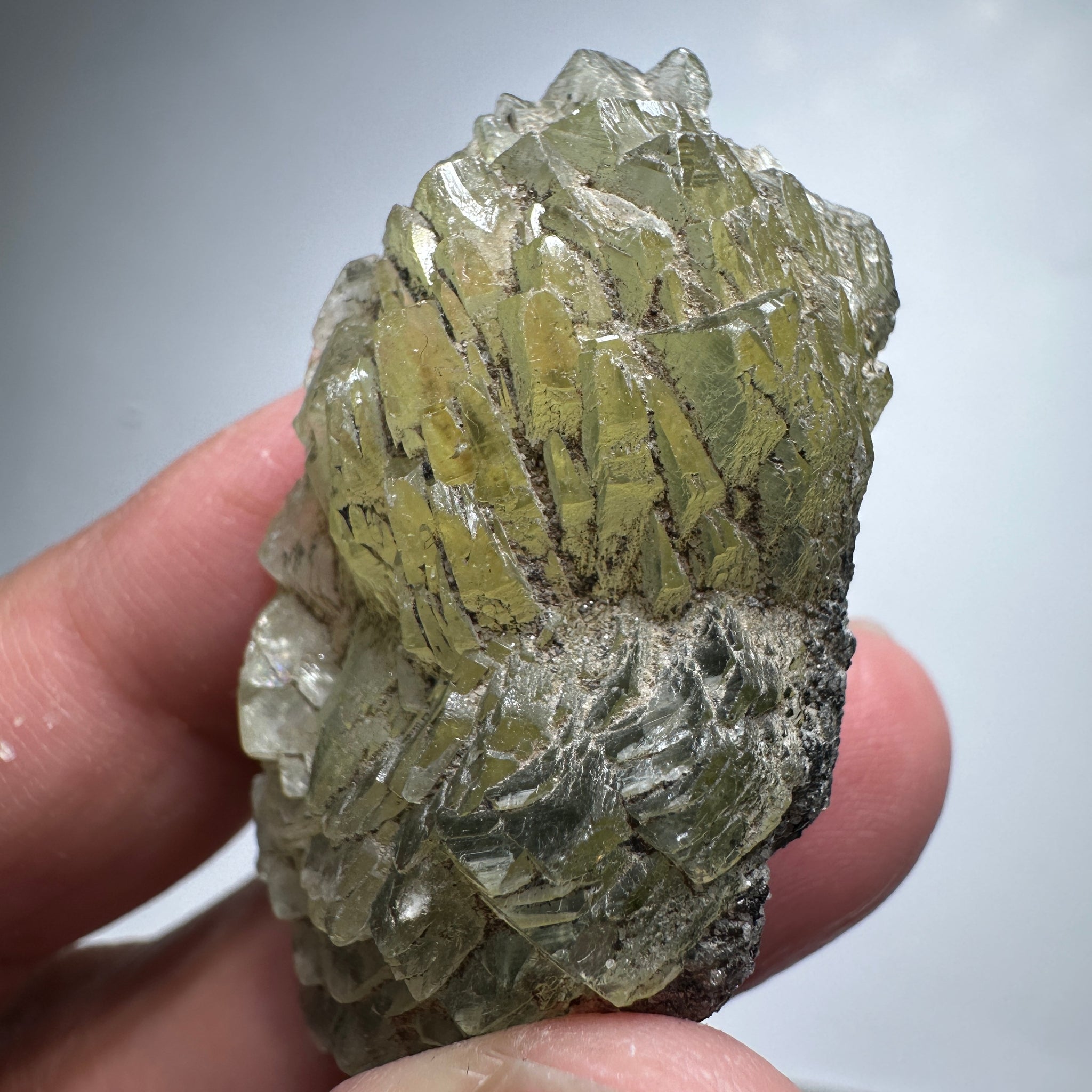 Prehinite Crystal, 131ct / 26.20gm, Merelani, Tanzania, Untreated Unheated. 46.20mm x 24.80mm x 20.00mm