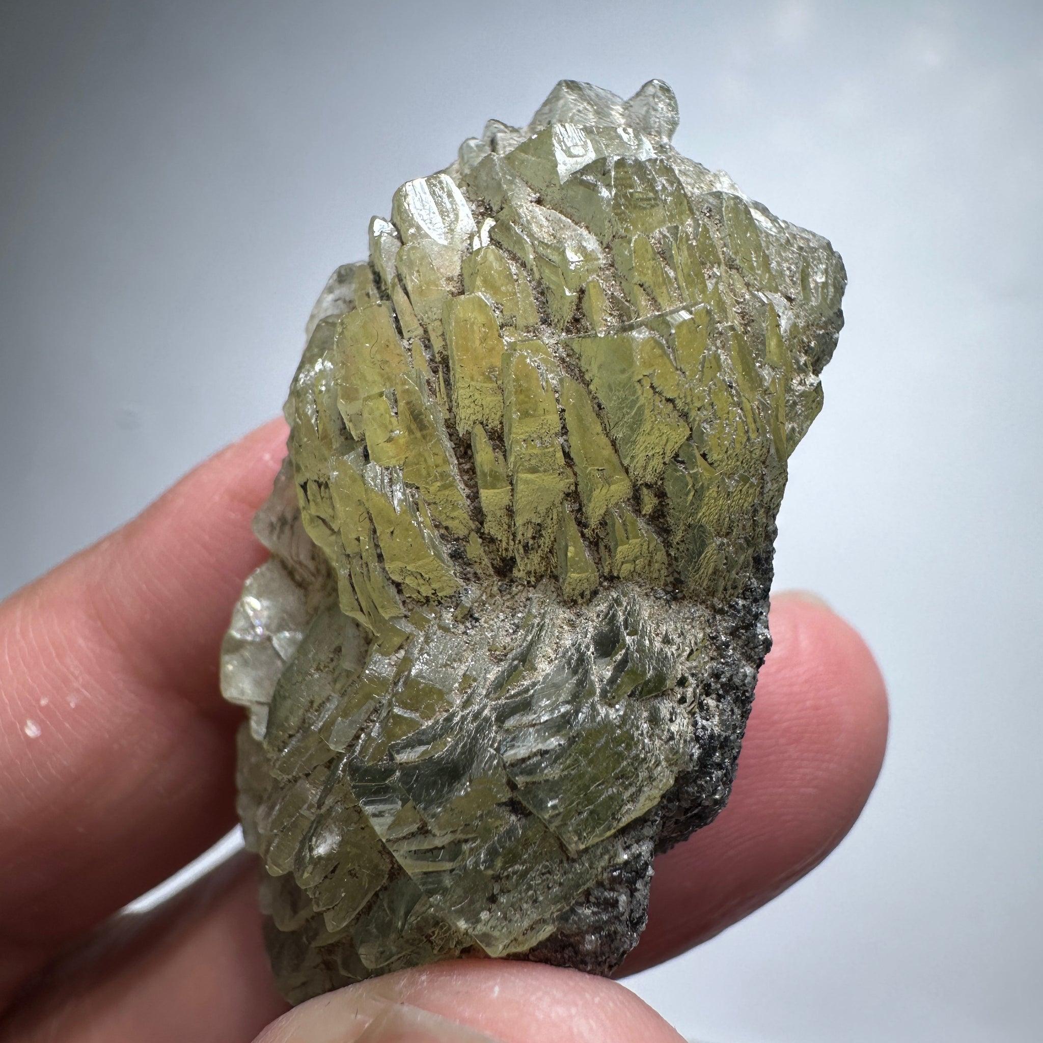 Prehinite Crystal, 131ct / 26.20gm, Merelani, Tanzania, Untreated Unheated. 46.20mm x 24.80mm x 20.00mm