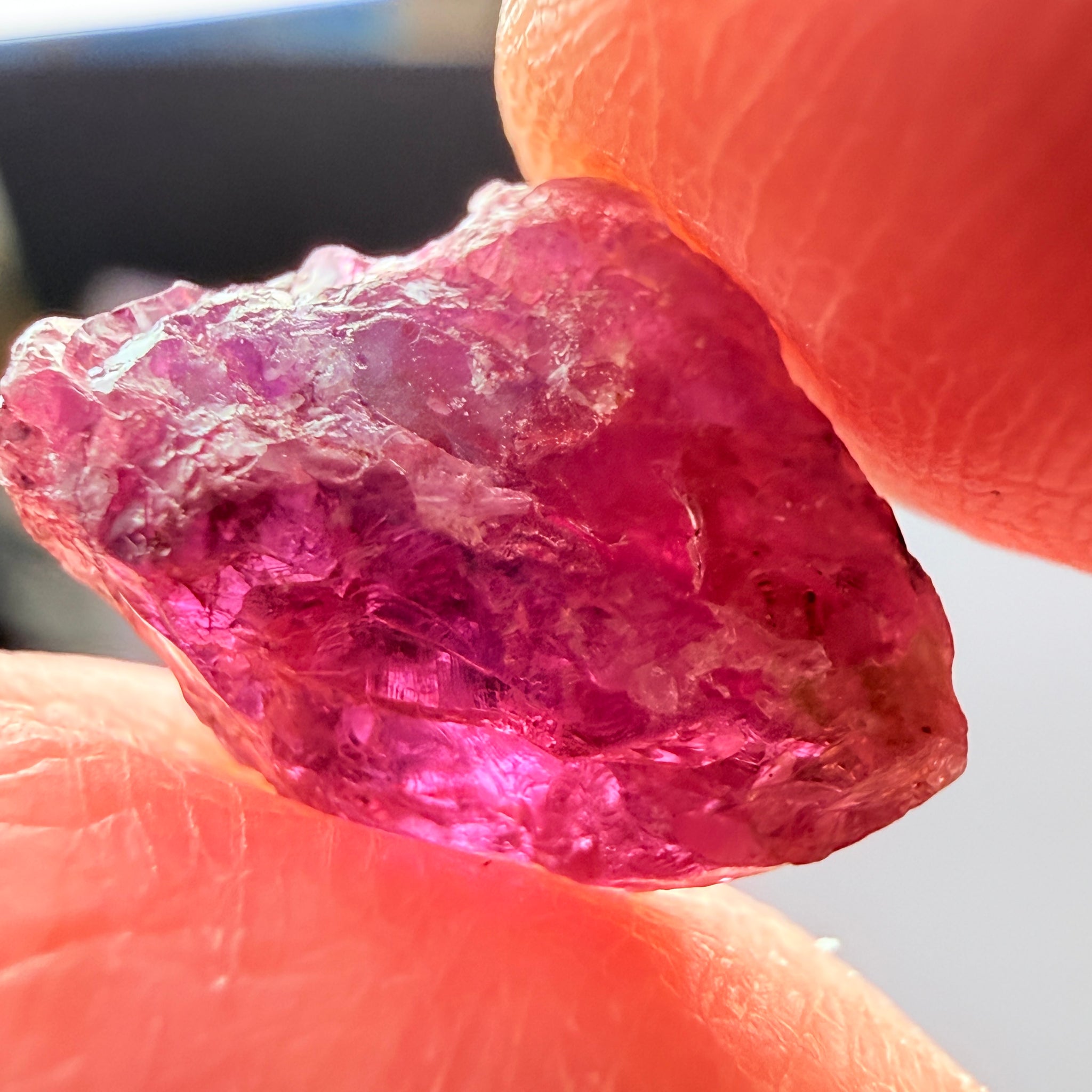 Winza Sapphire, 7.35ct, Tanzania, Untreated Unheated, half of the stone can be ground off, other half vs, see pics in hand backlit