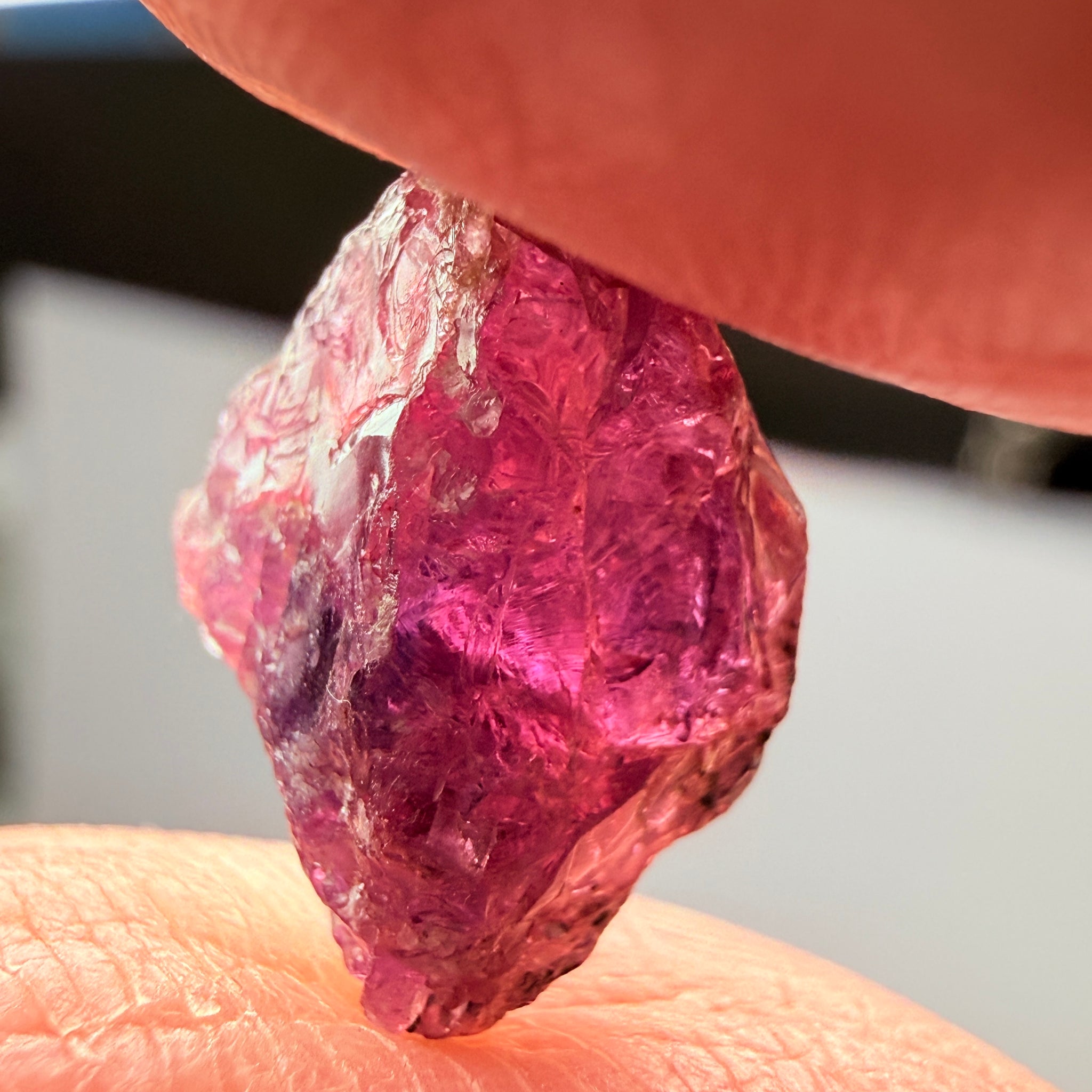 Winza Sapphire, 7.35ct, Tanzania, Untreated Unheated, half of the stone can be ground off, other half vs, see pics in hand backlit