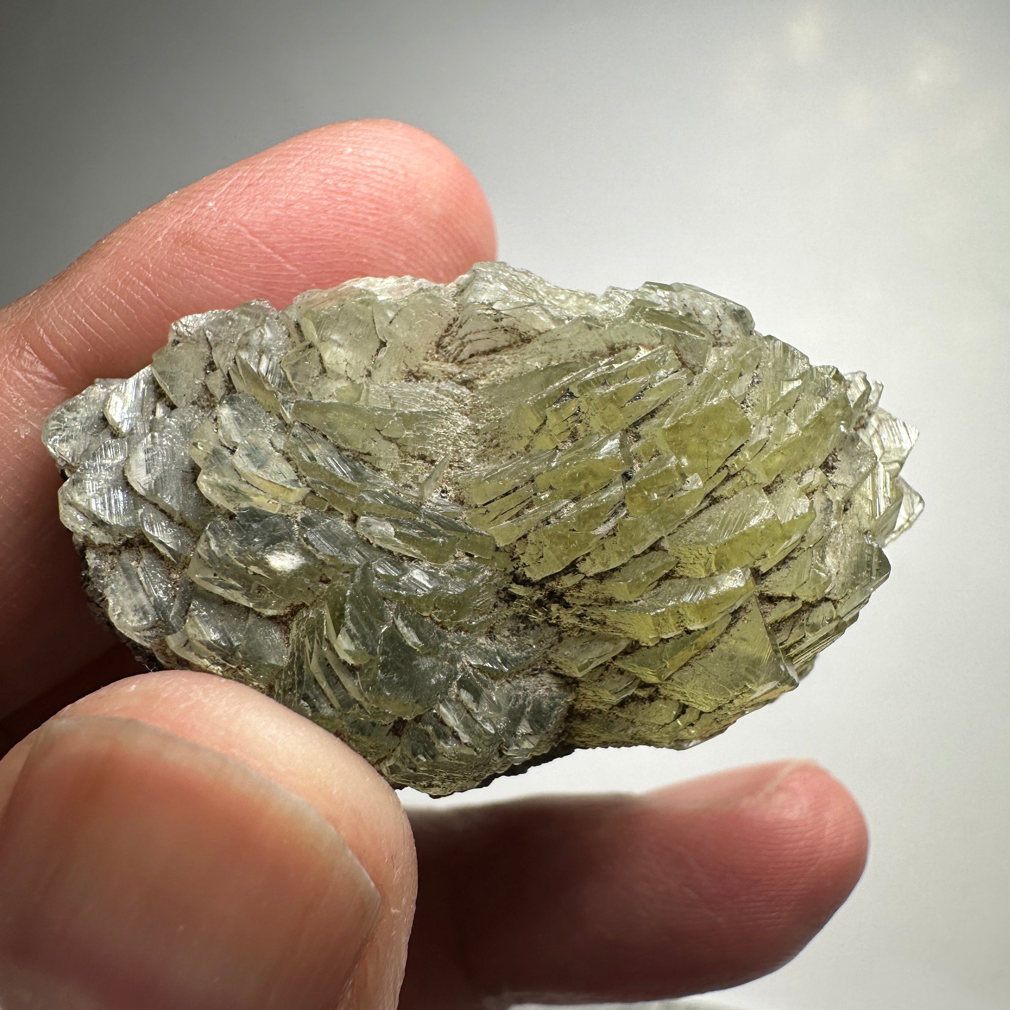 Prehinite Crystal, 131ct / 26.20gm, Merelani, Tanzania, Untreated Unheated. 46.20mm x 24.80mm x 20.00mm