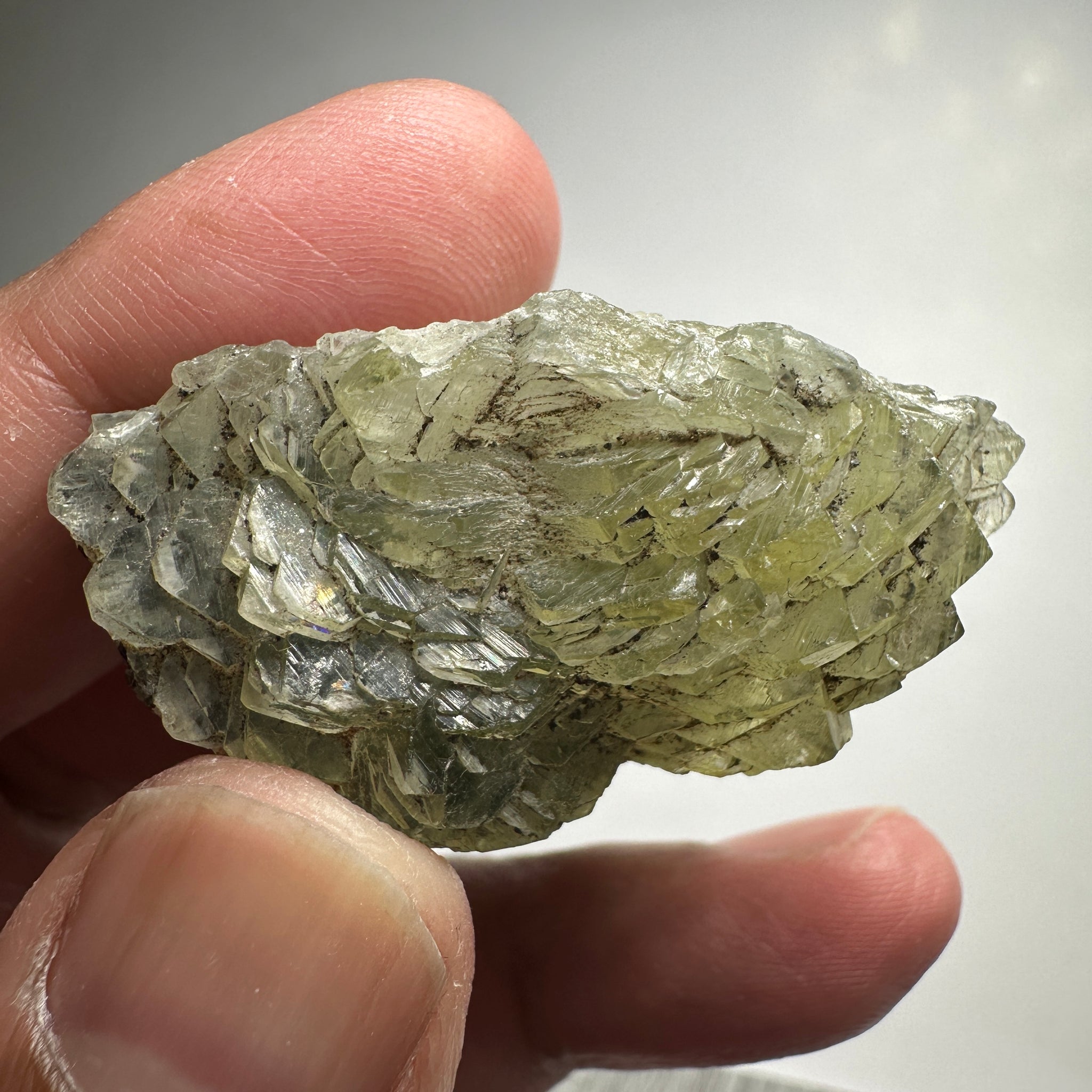 Prehinite Crystal, 131ct / 26.20gm, Merelani, Tanzania, Untreated Unheated. 46.20mm x 24.80mm x 20.00mm