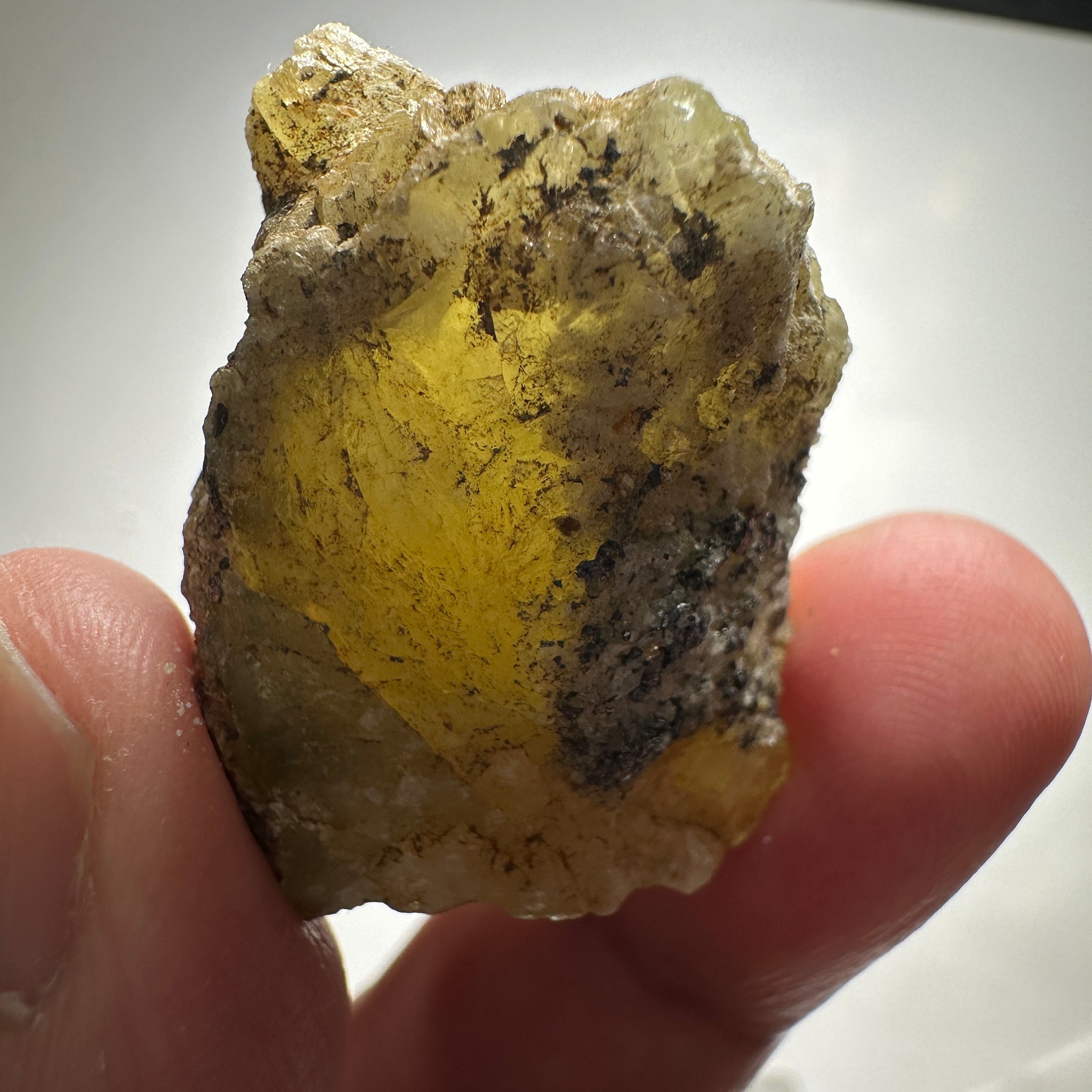 Prehinite Crystal, 146ct / 29.20gm, Merelani, Tanzania, Untreated Unheated.