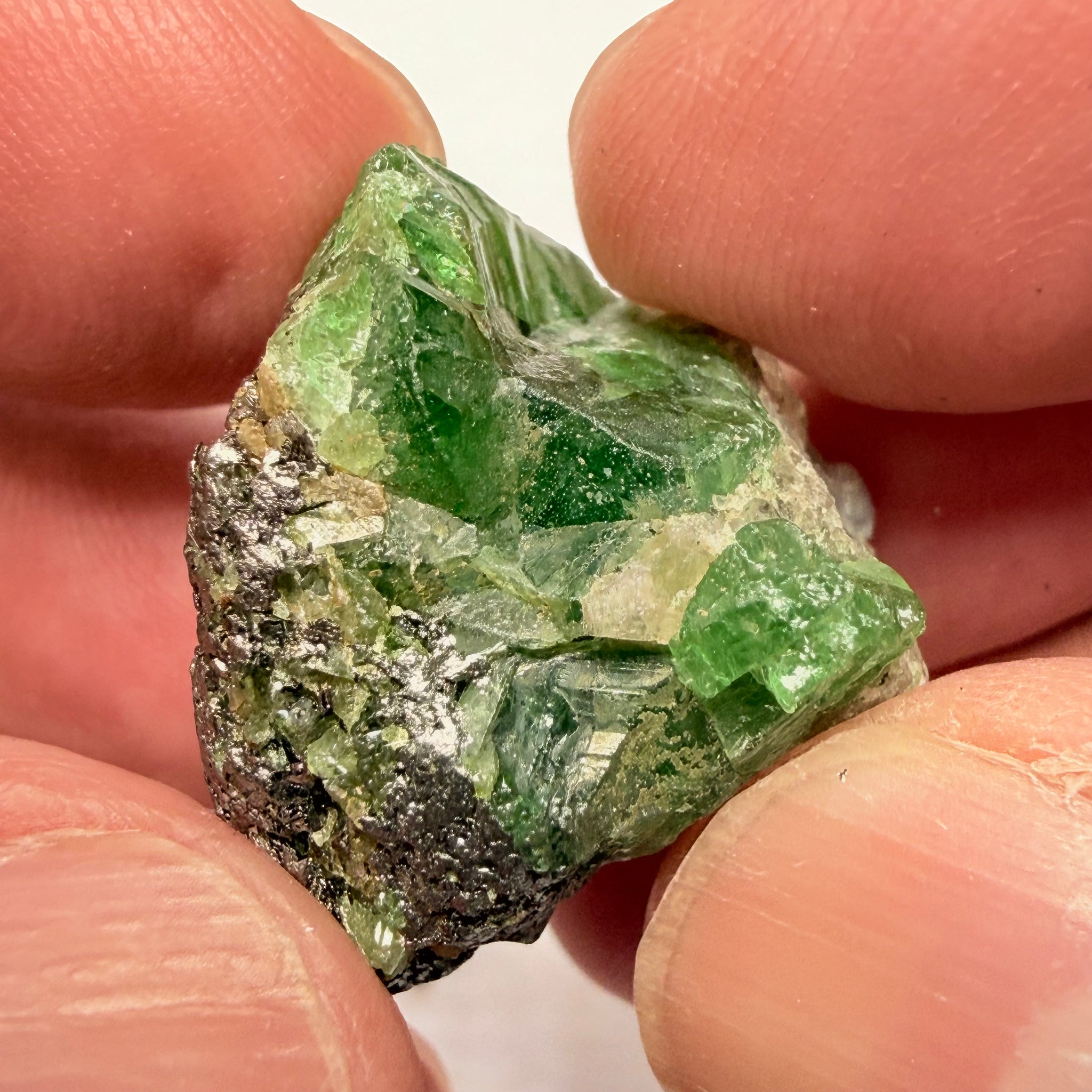 Tsavorite Garnet Crystal with a little bit of Tanzanite, on matrix, 72.31ct, Merelani, Tanzania, Untreated Unheated
