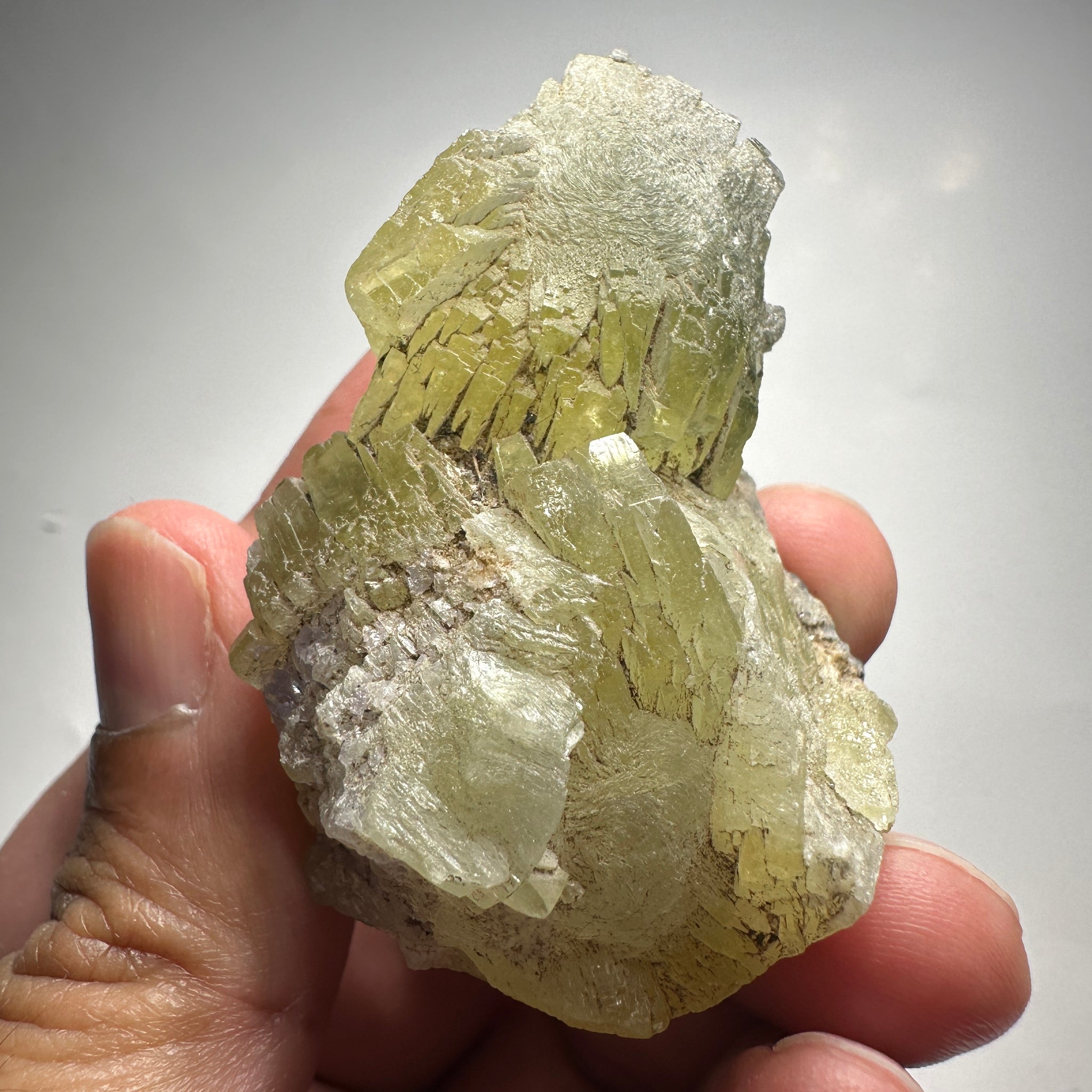 Prehinite Crystal, 376.50ct / 75.30gm, Merelani, Tanzania, Untreated Unheated. 58.80 x 39.00 x 35.60mm