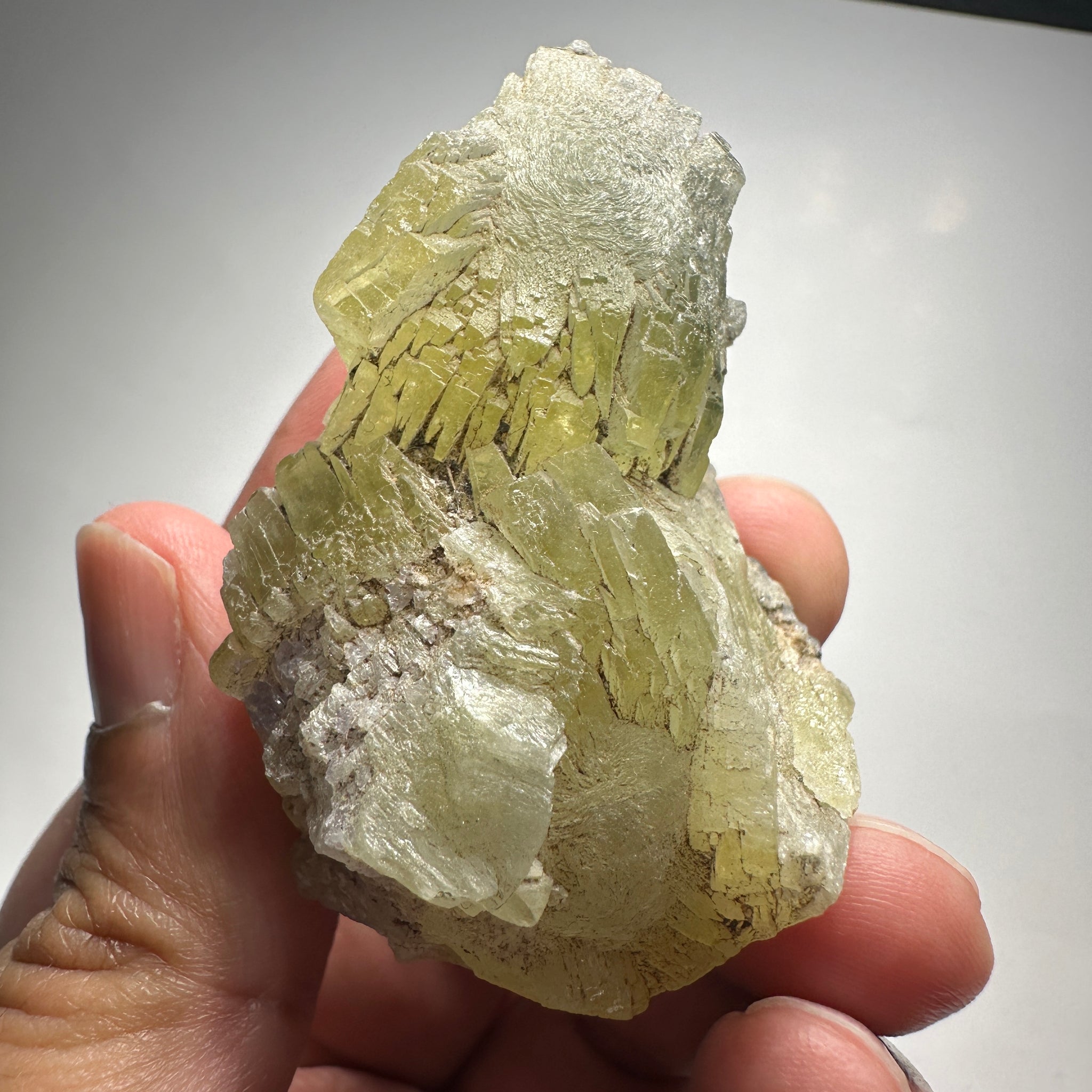 Prehinite Crystal, 376.50ct / 75.30gm, Merelani, Tanzania, Untreated Unheated. 58.80 x 39.00 x 35.60mm