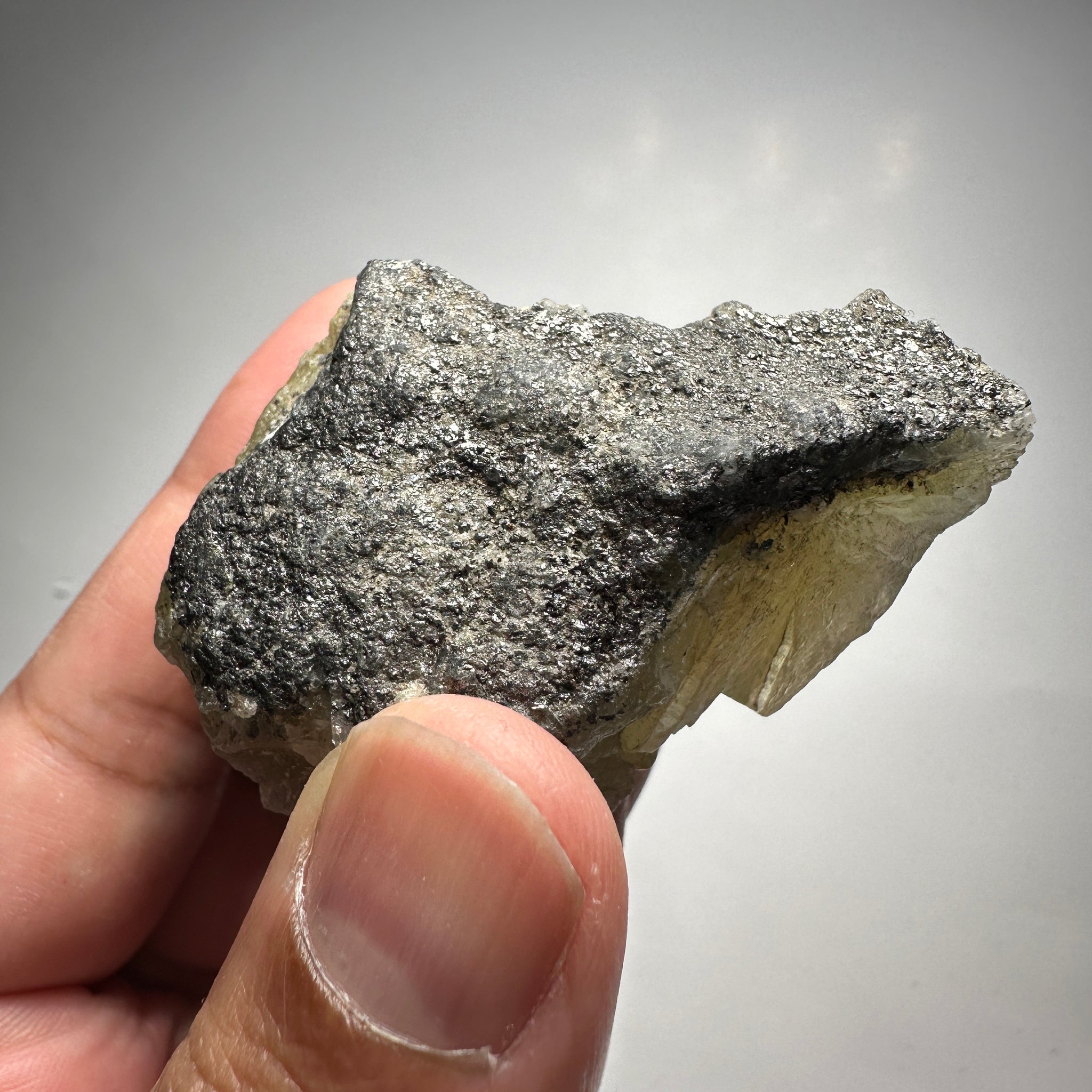 Prehinite Crystal, 376.50ct / 75.30gm, Merelani, Tanzania, Untreated Unheated. 58.80 x 39.00 x 35.60mm