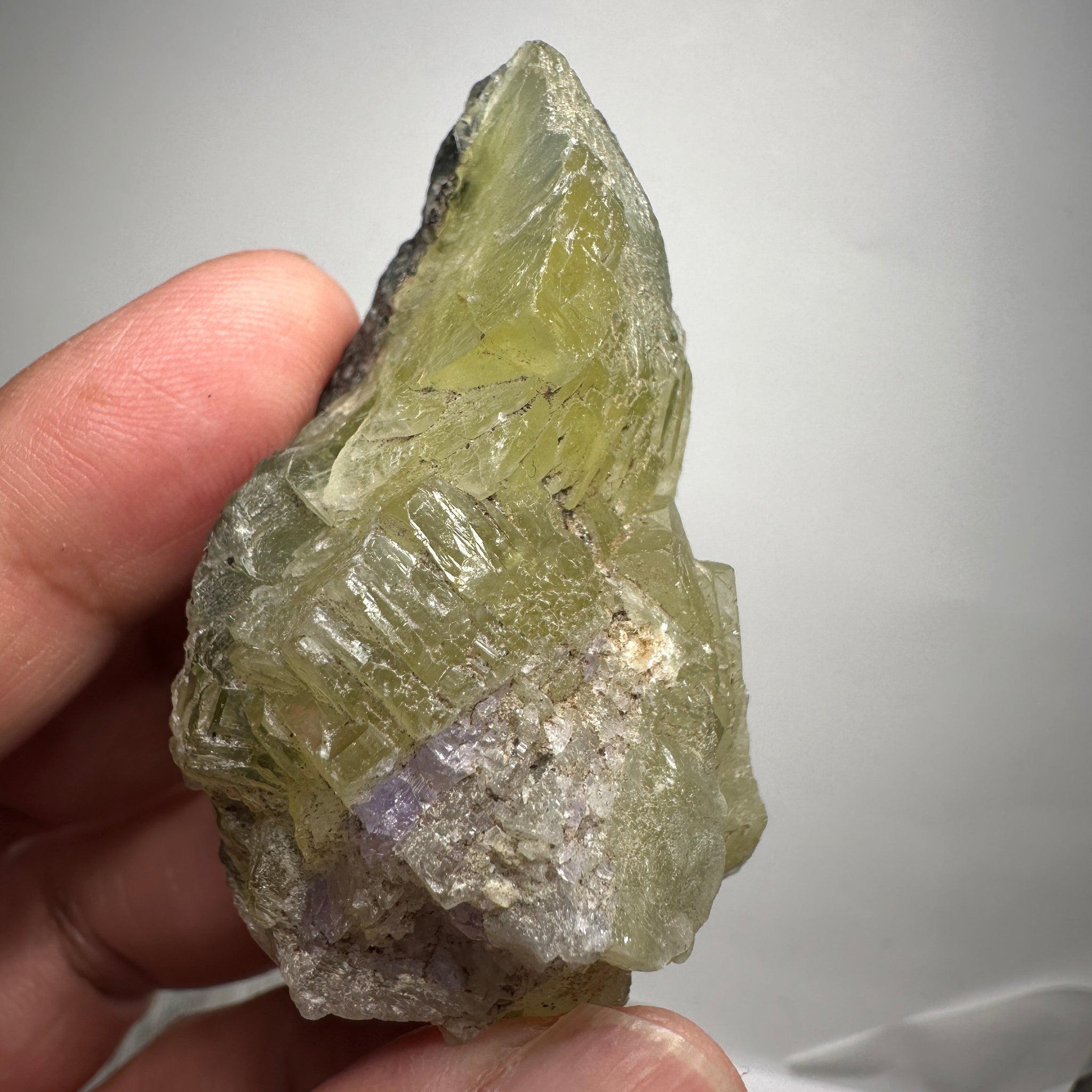 Prehinite Crystal, 376.50ct / 75.30gm, Merelani, Tanzania, Untreated Unheated. 58.80 x 39.00 x 35.60mm